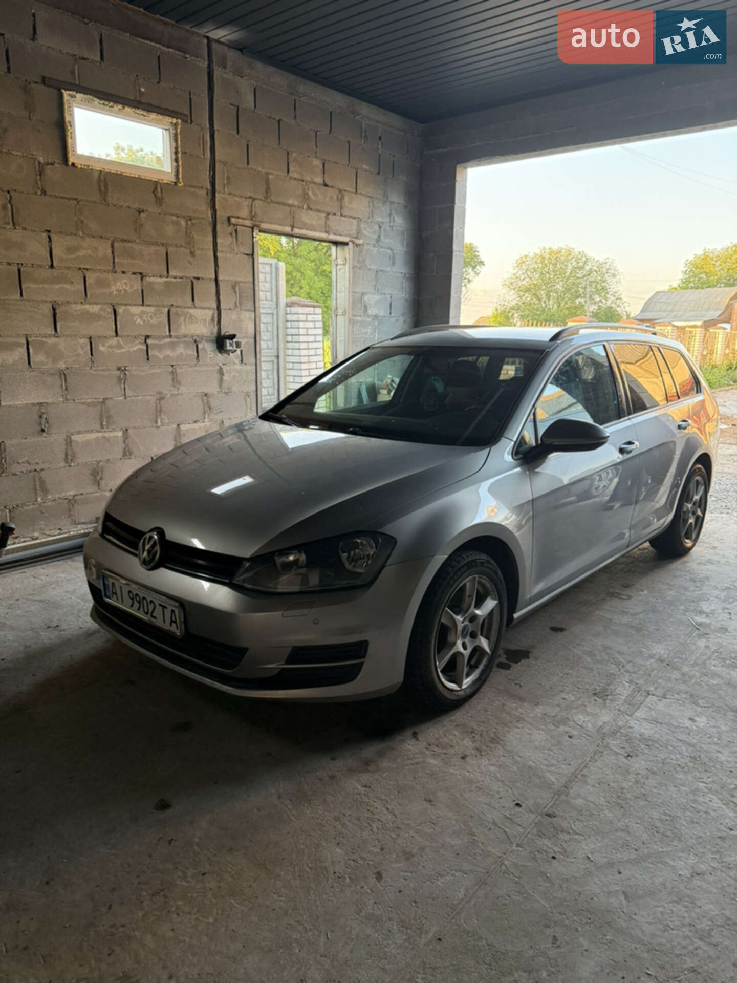 VOLKSWAGEN GOLF 2014
