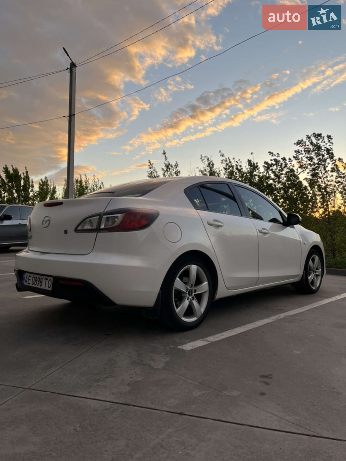 MAZDA 3 2009