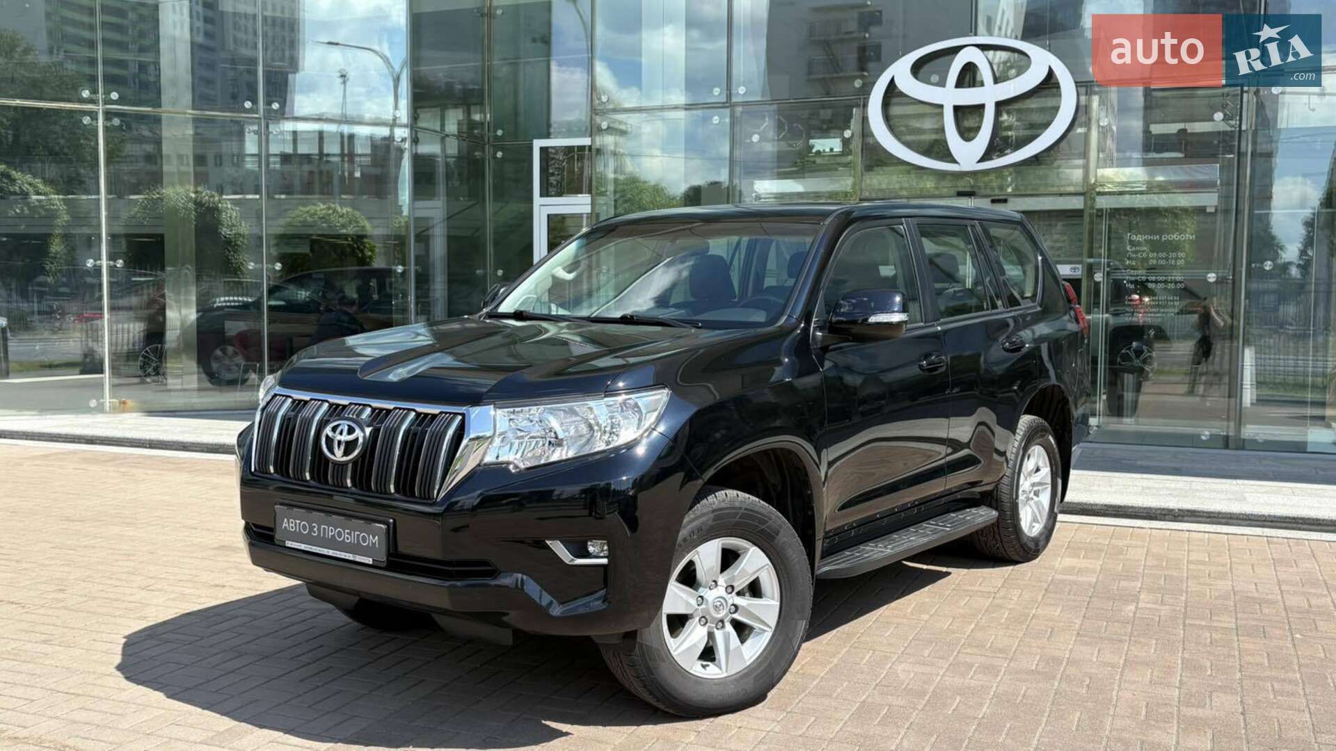 TOYOTA LAND CRUISER PRADO 150 2017