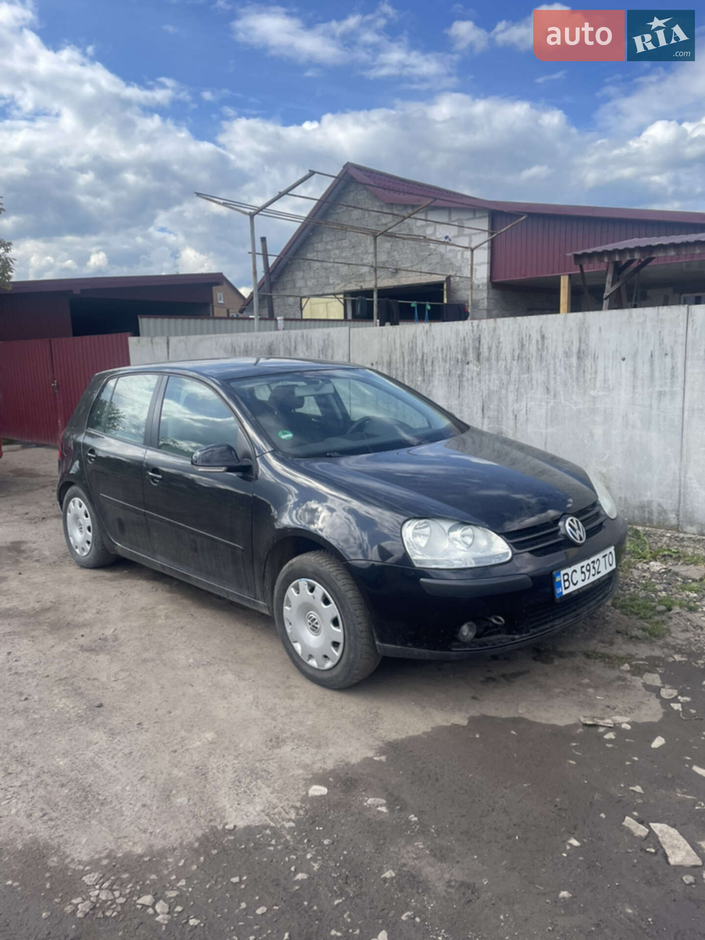 VOLKSWAGEN GOLF 2004