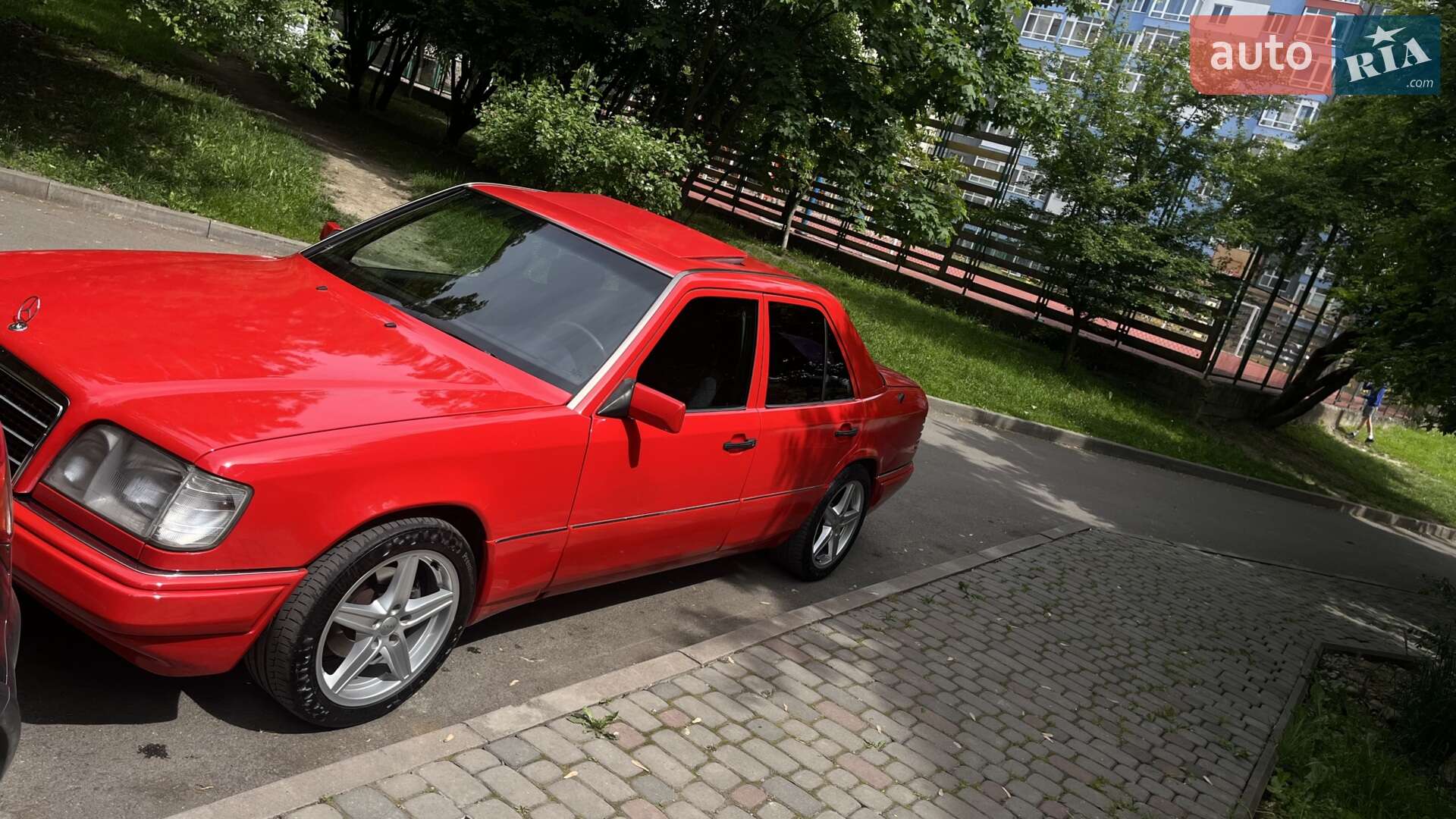 MERCEDES-BENZ 200 D 1994