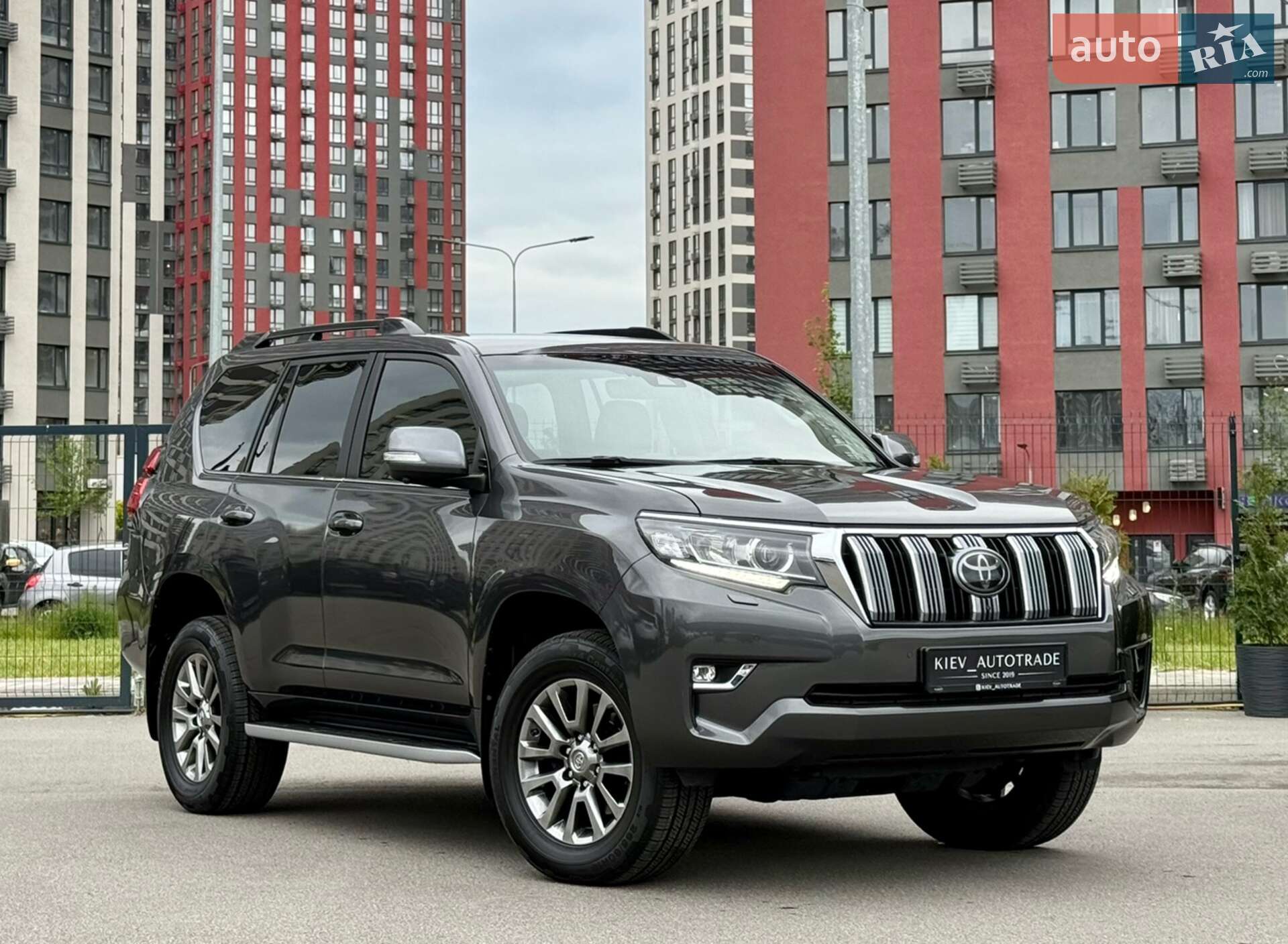 TOYOTA LAND CRUISER PRADO 150