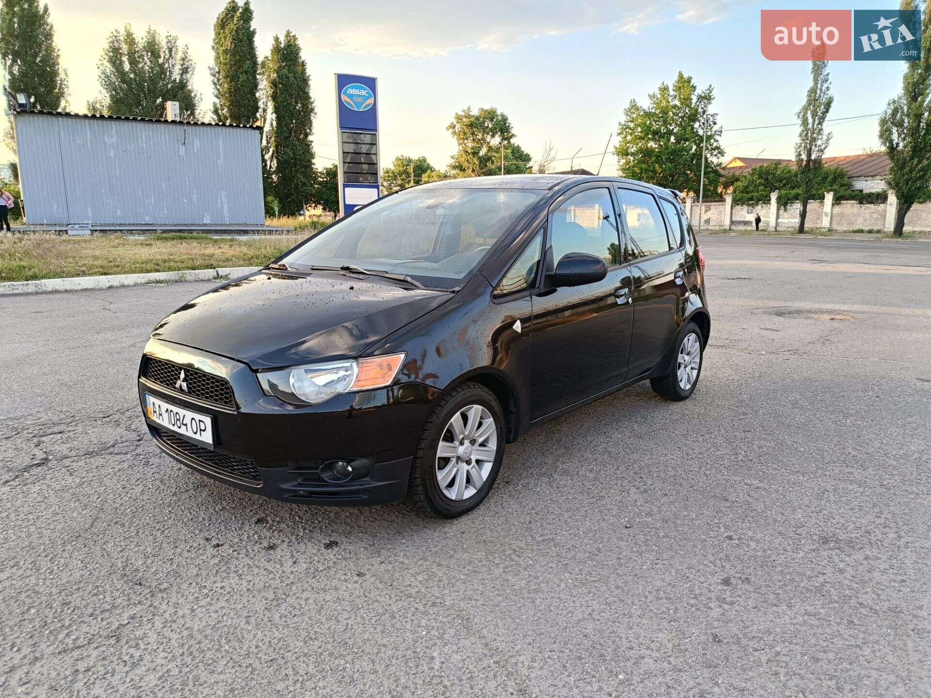 MITSUBISHI COLT 2009