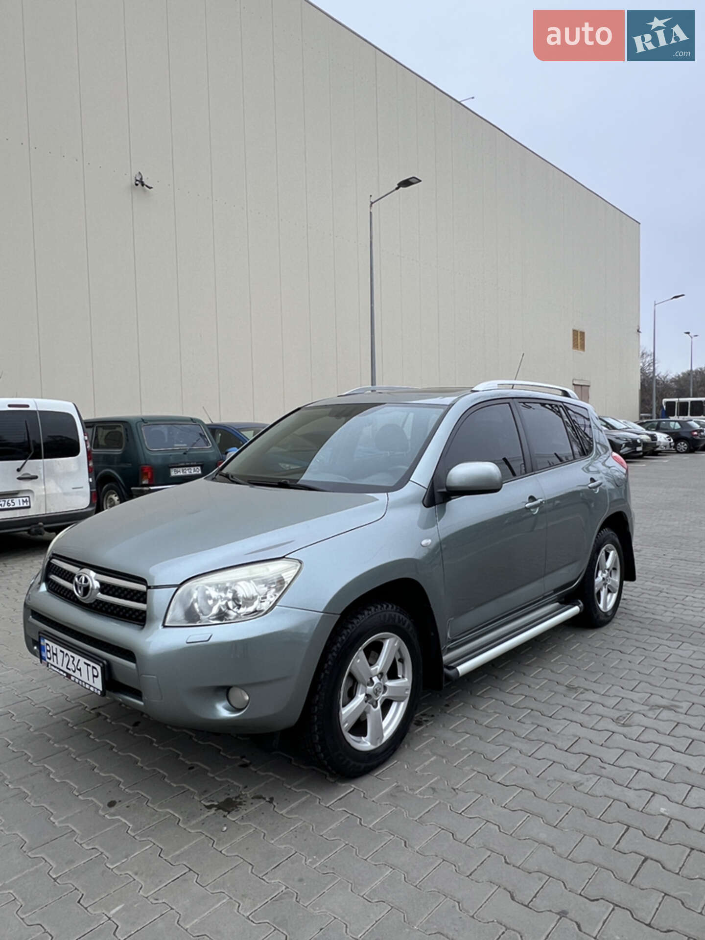 TOYOTA RAV4 2009
