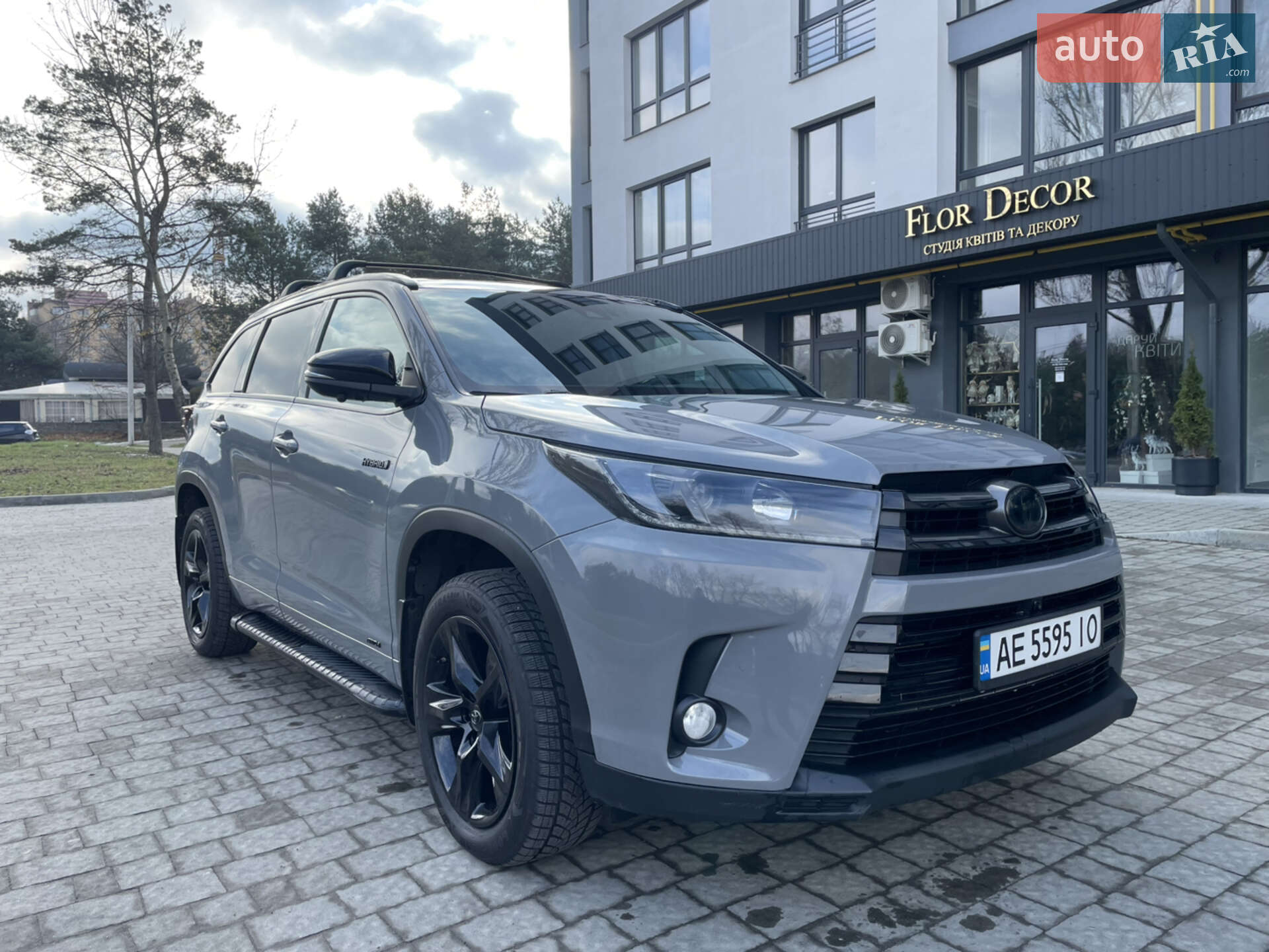 TOYOTA HIGHLANDER 2017