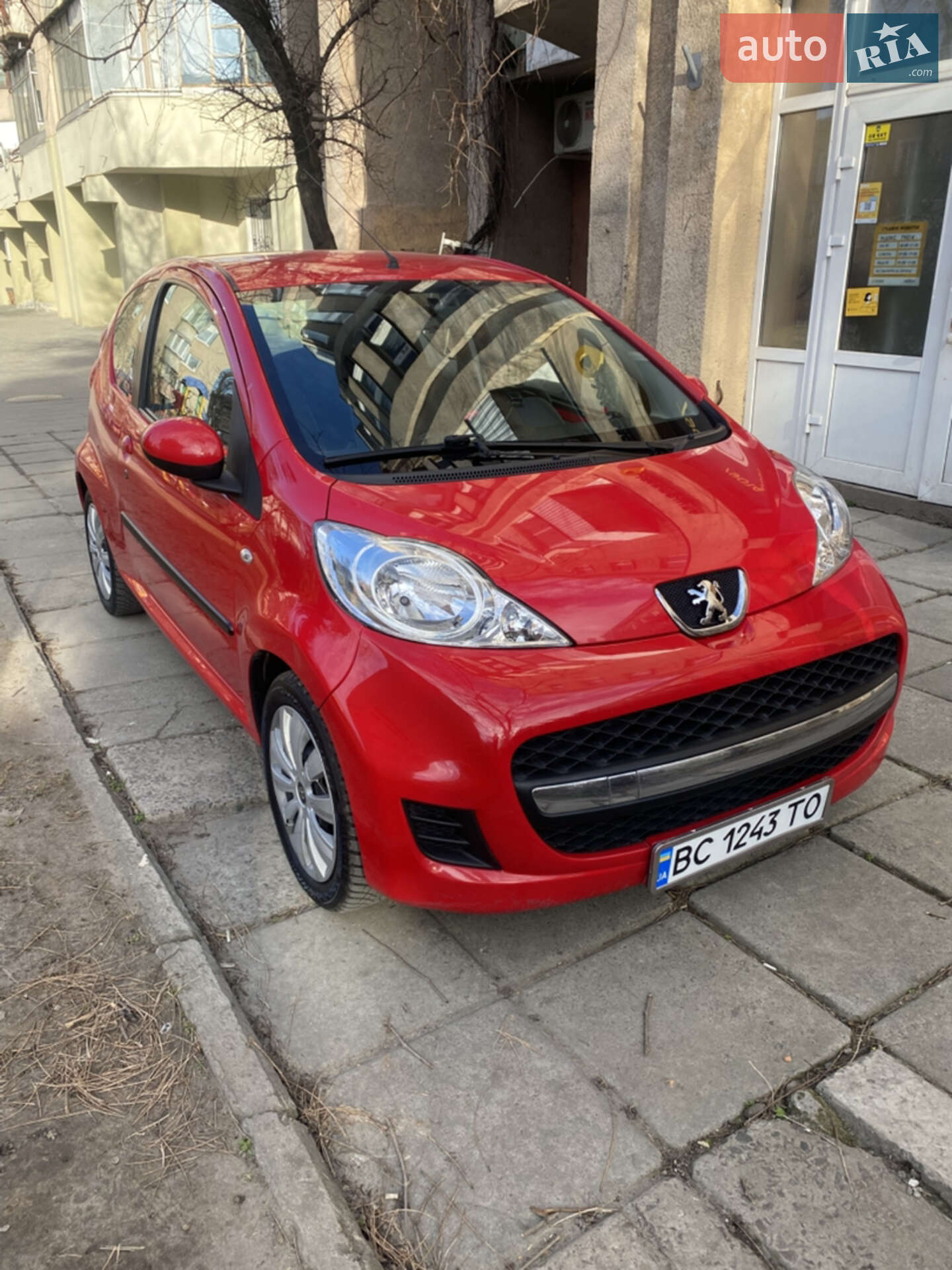 PEUGEOT 107 2011