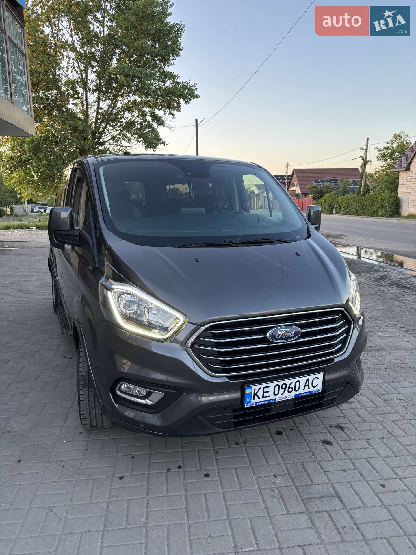 FORD TOURNEO CUSTOM 2023