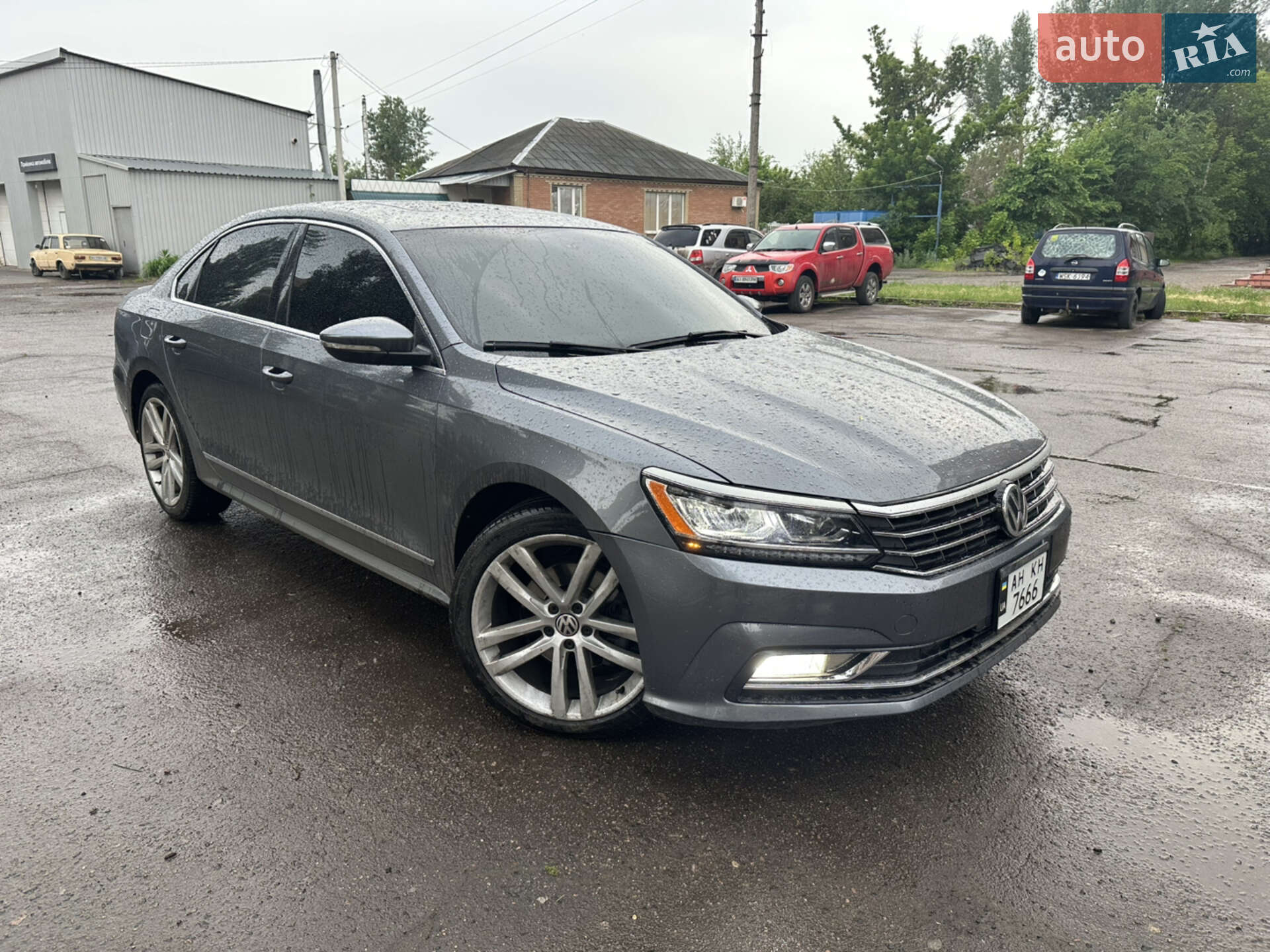 VOLKSWAGEN PASSAT 2016