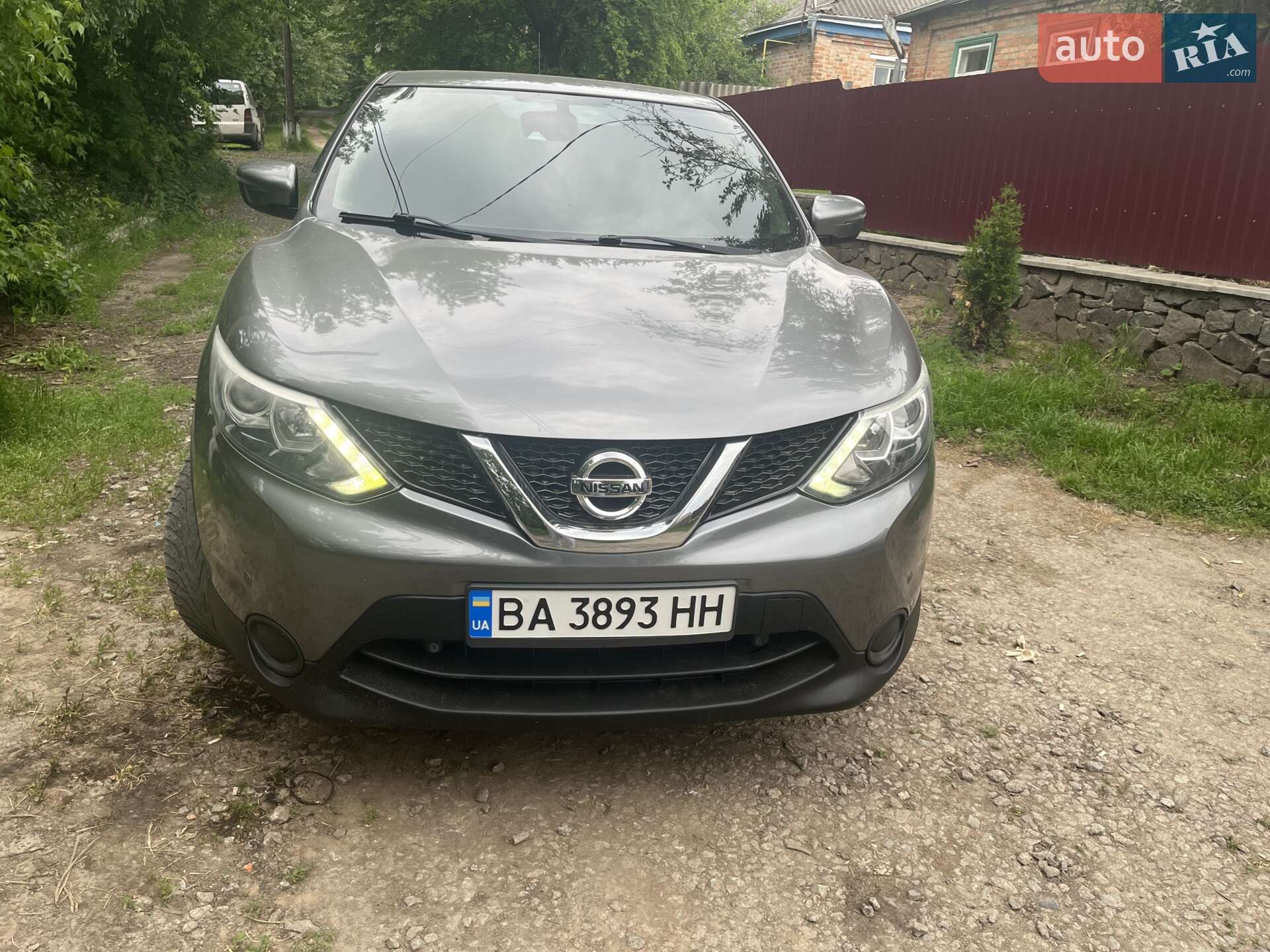 NISSAN QASHQAI 2015
