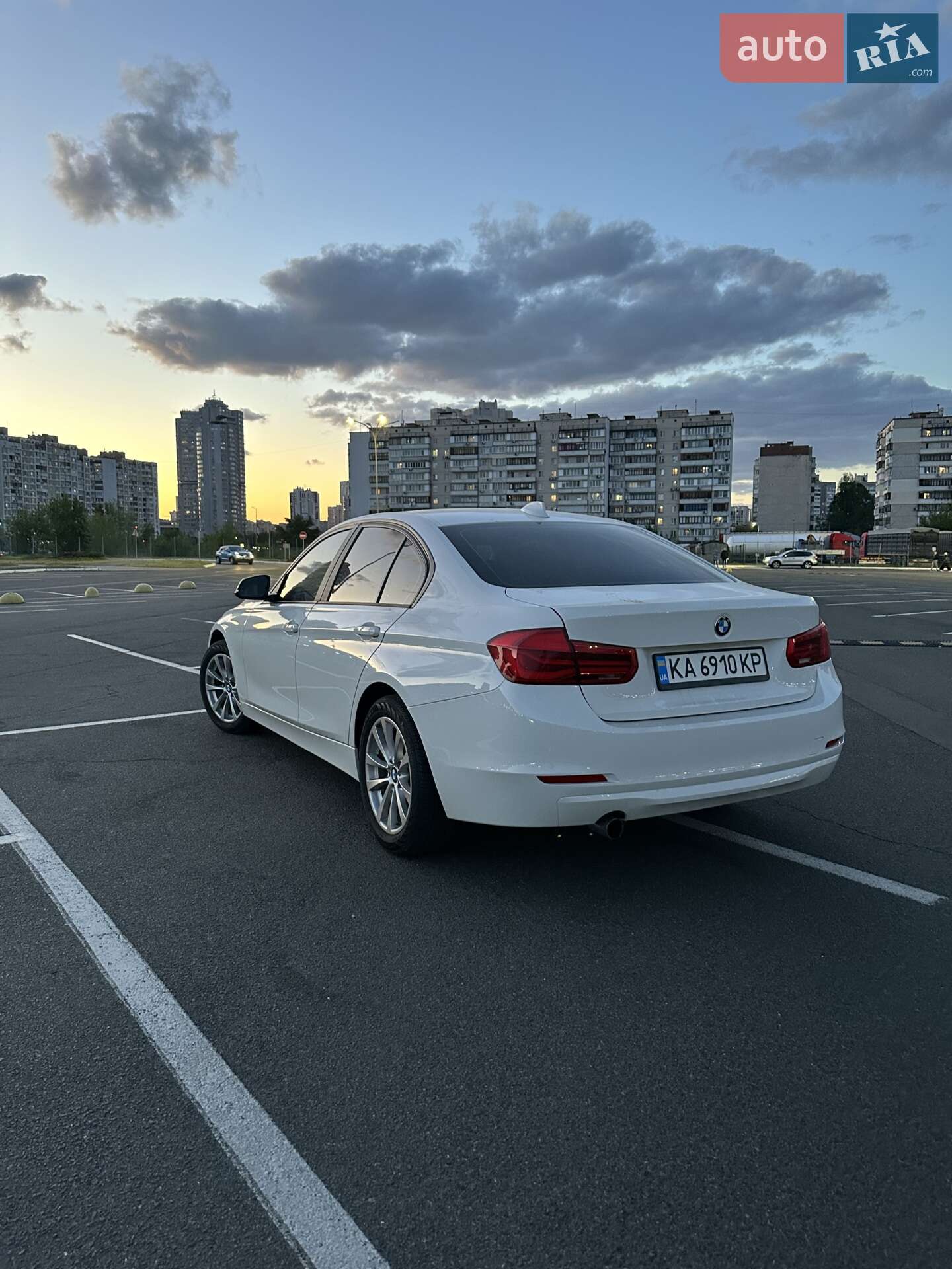 BMW 320I 2016