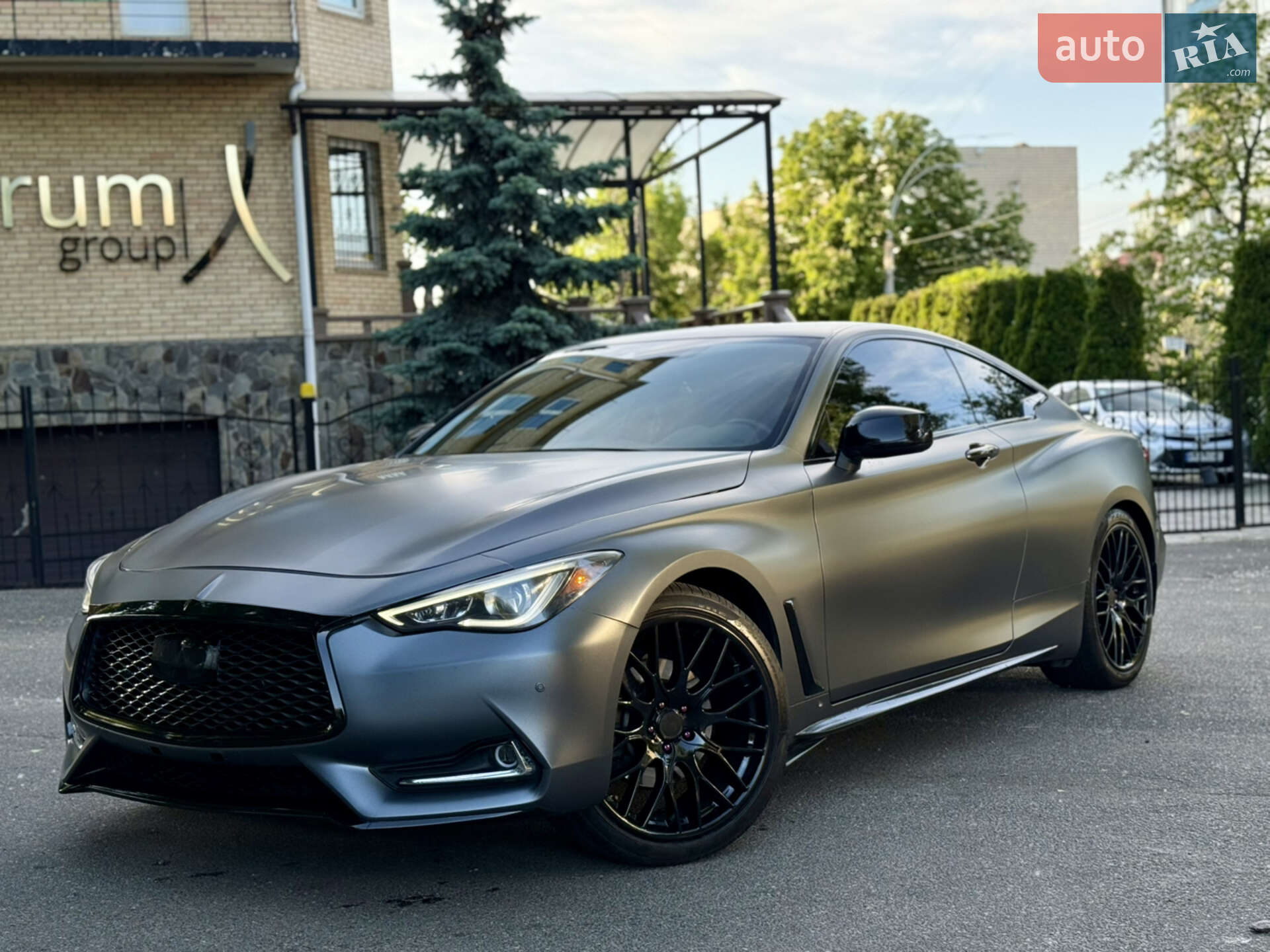 INFINITI Q60 2020