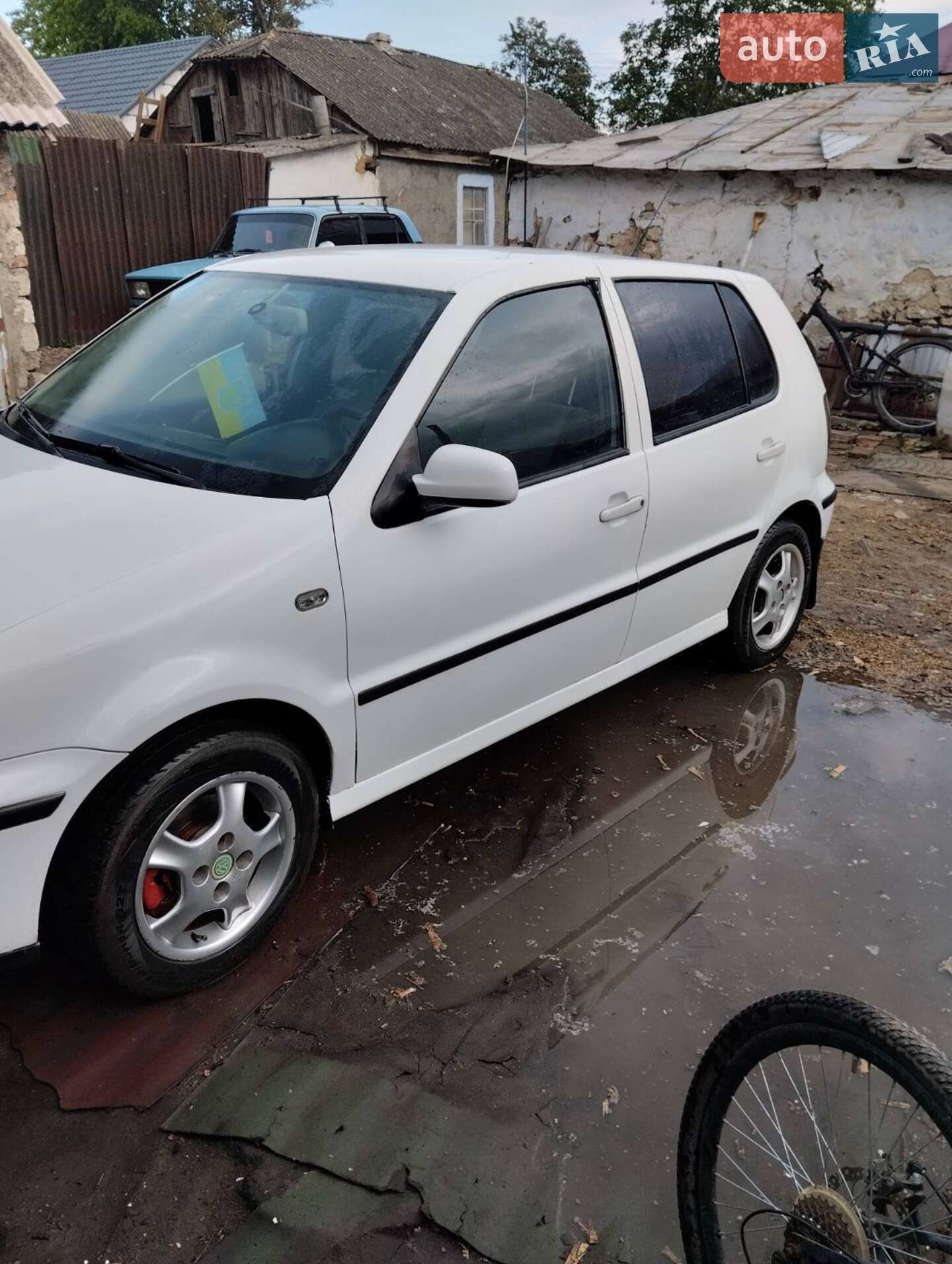 VOLKSWAGEN POLO 2001