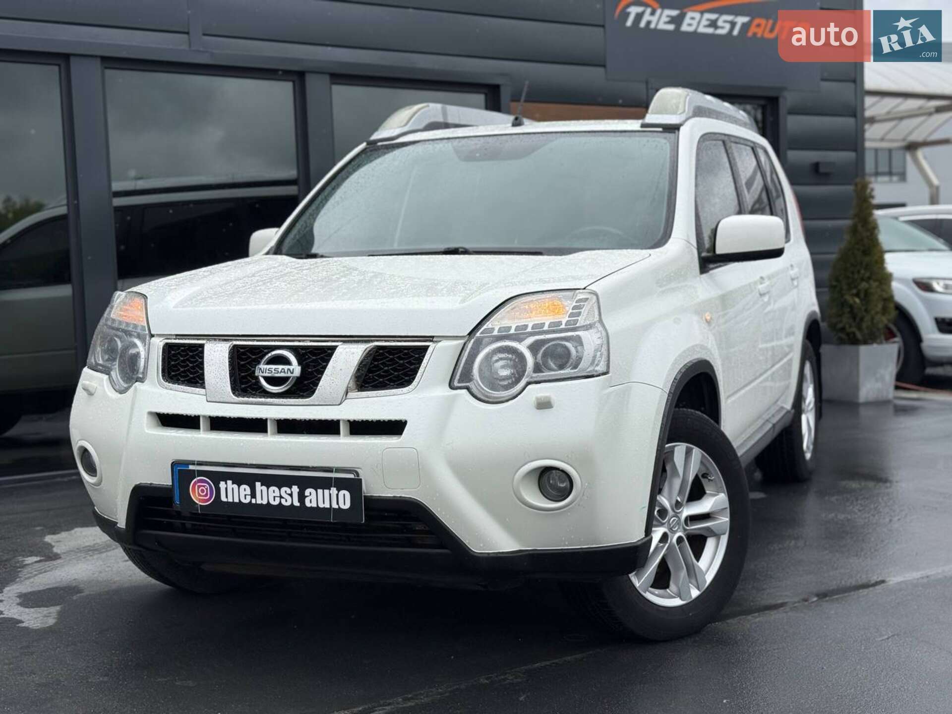 NISSAN X-TRAIL 2013