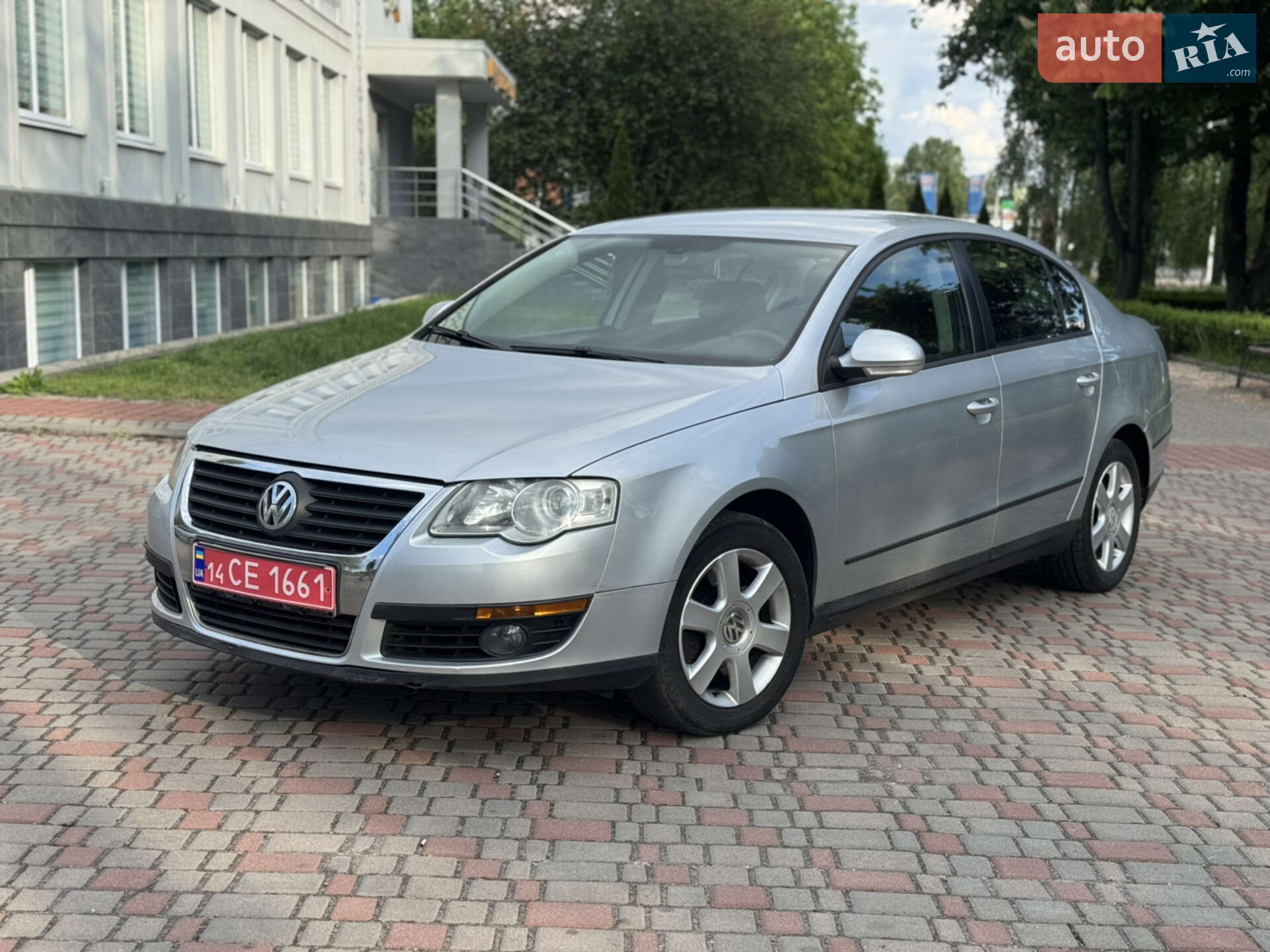 VOLKSWAGEN PASSAT 2005