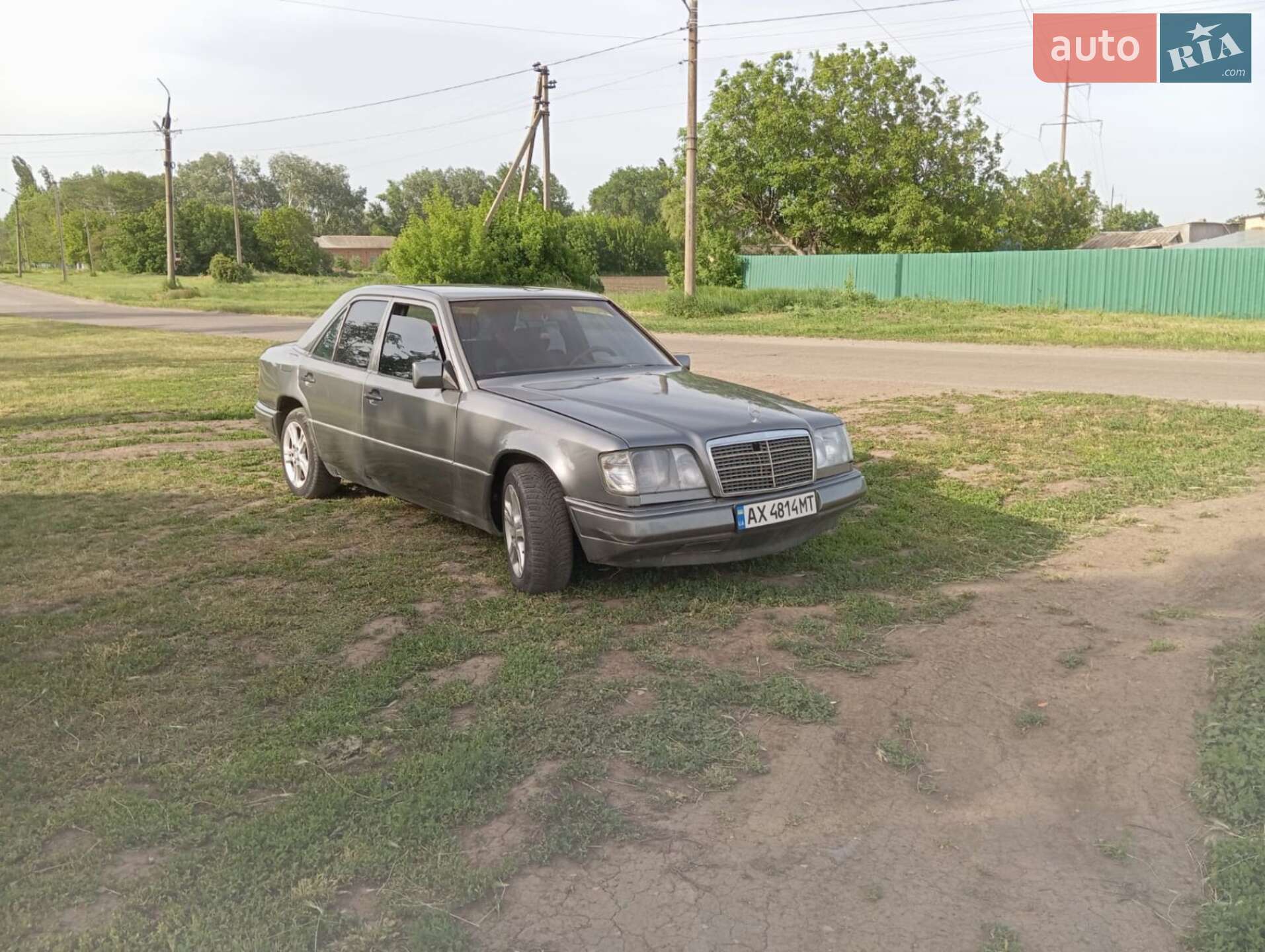 MERCEDES-BENZ E 230 1991