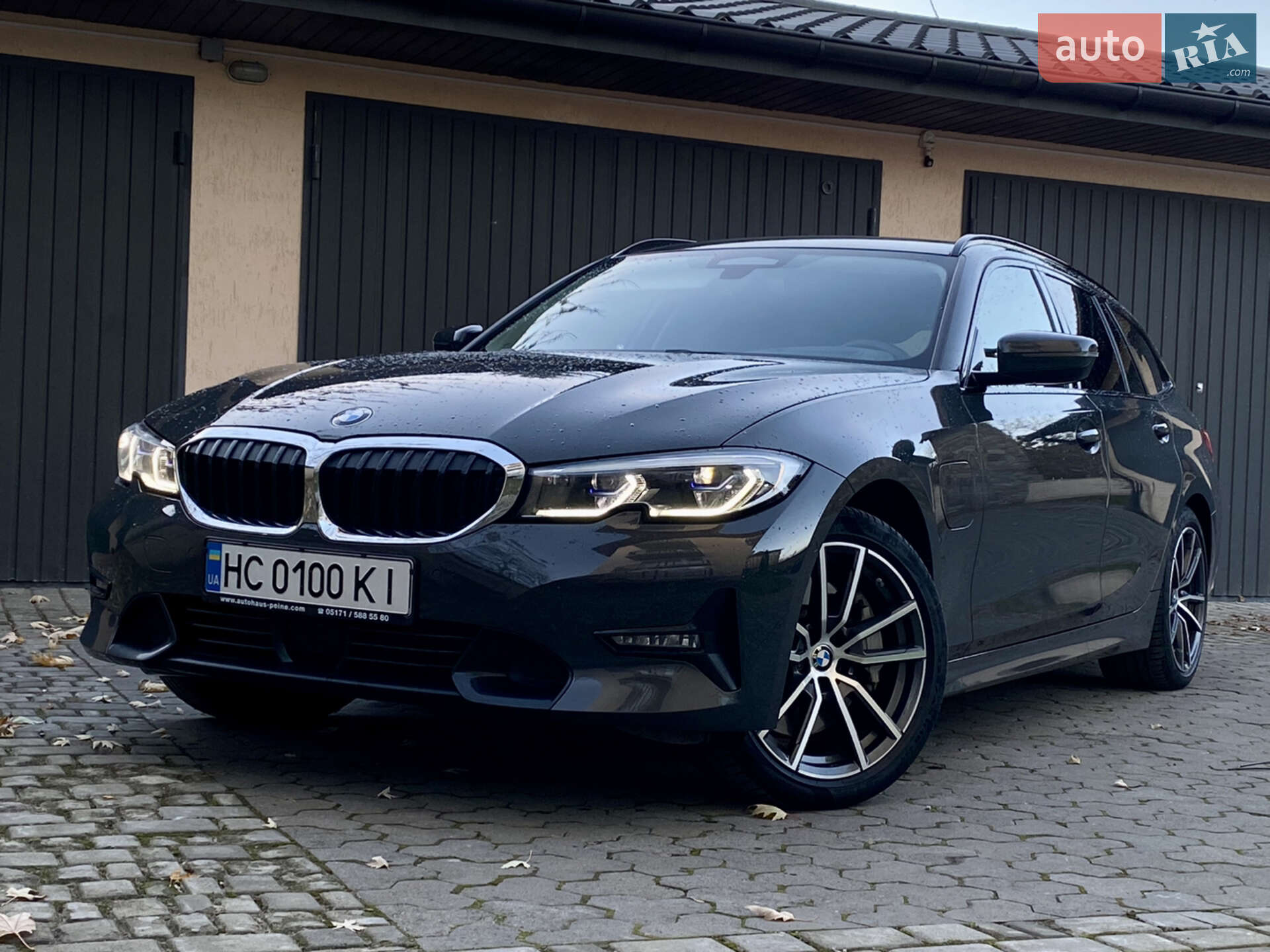 BMW 330Е 2020