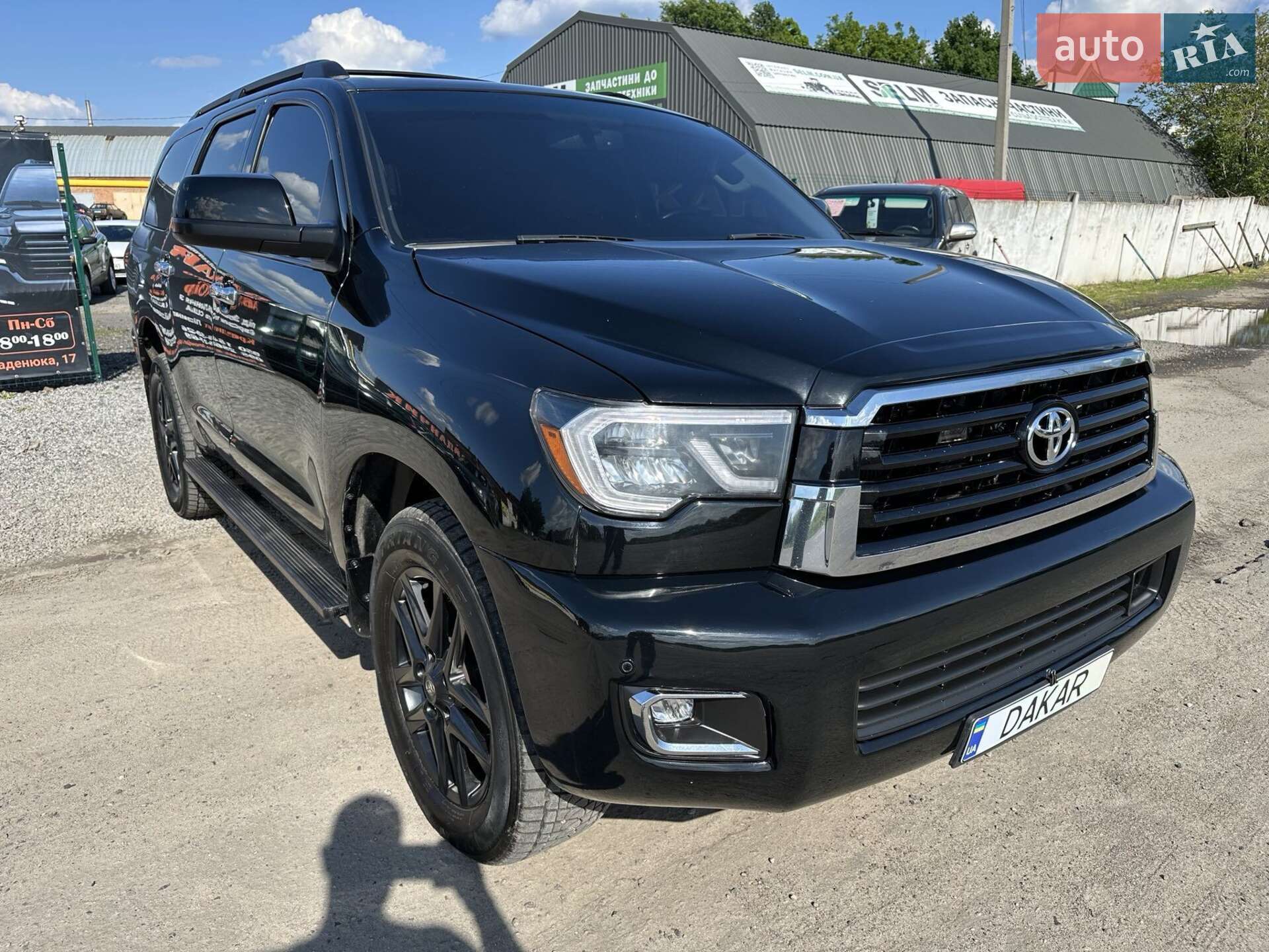 TOYOTA SEQUOIA