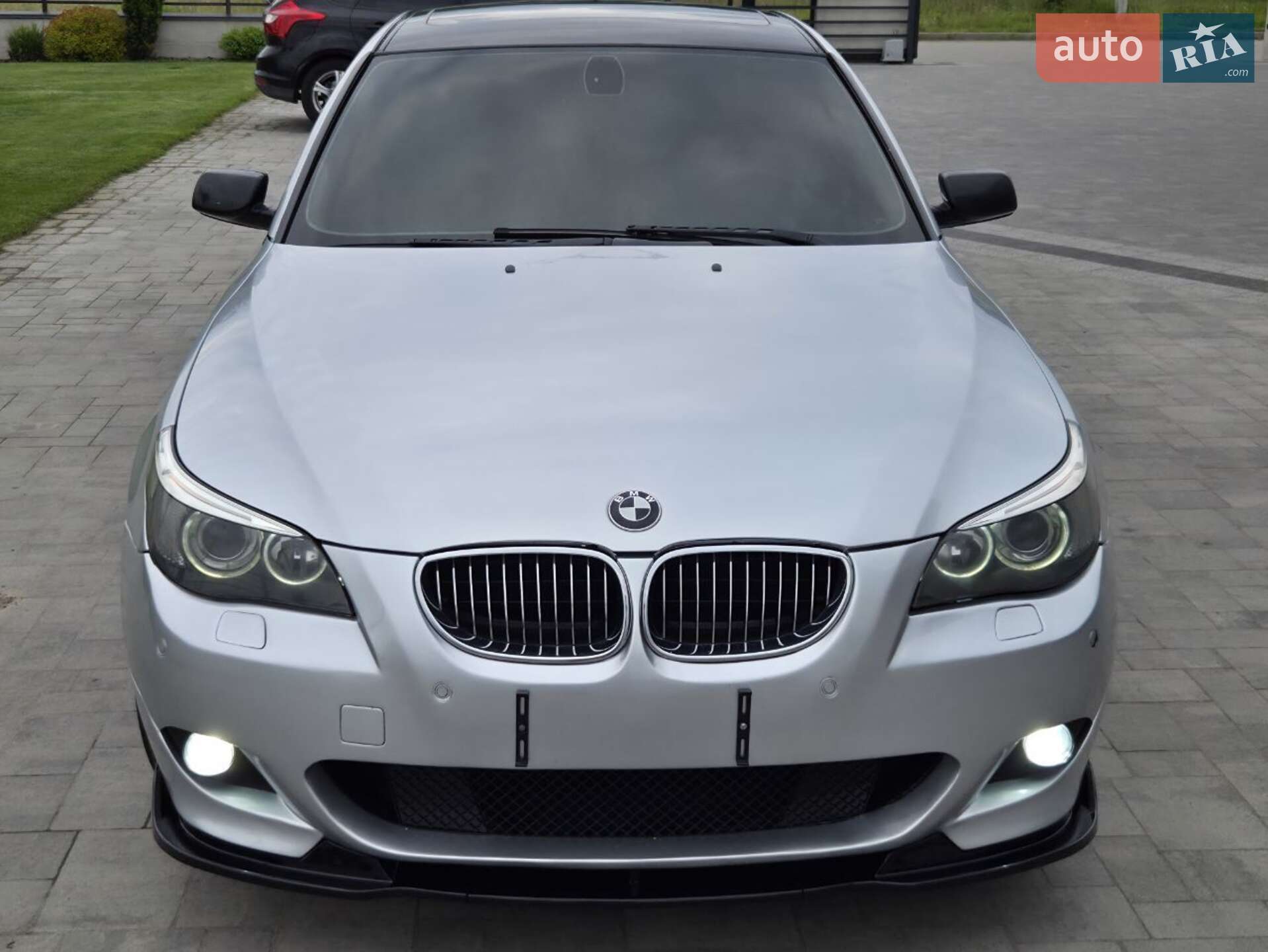 BMW 520 2004