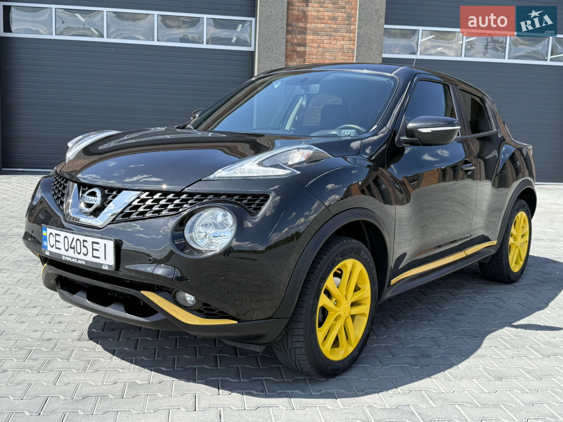 NISSAN JUKE 2017