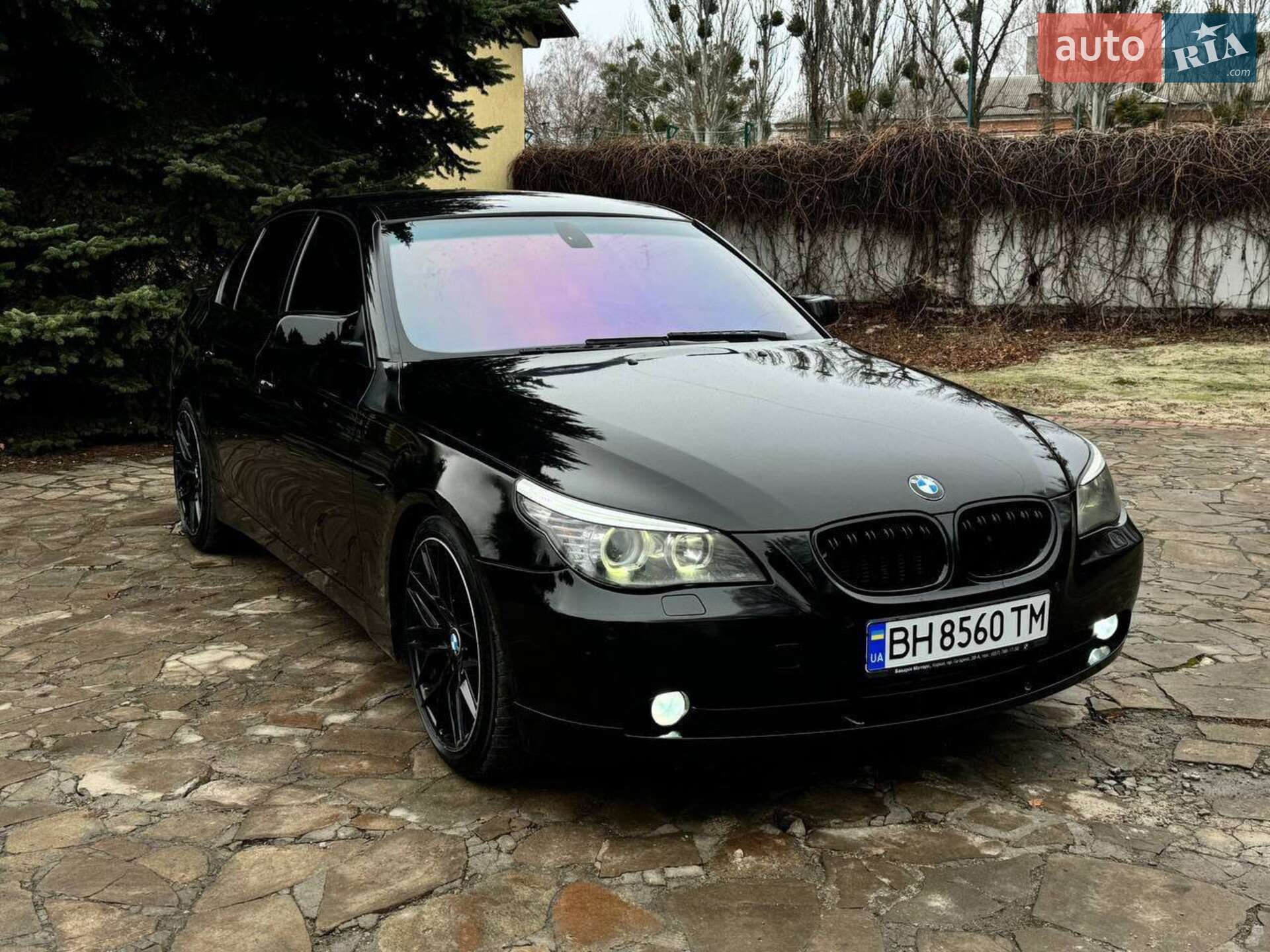 Головне фото звіту автомобіля BMW 523I 2006