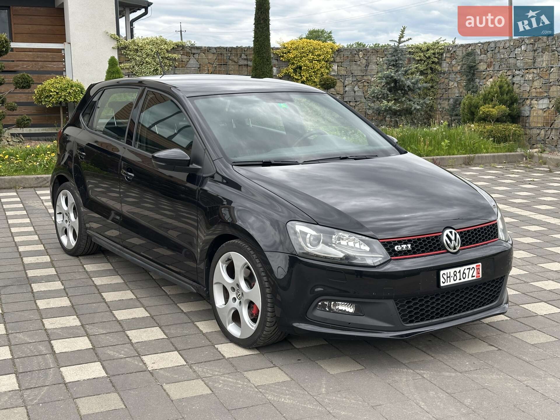 VOLKSWAGEN POLO 2011