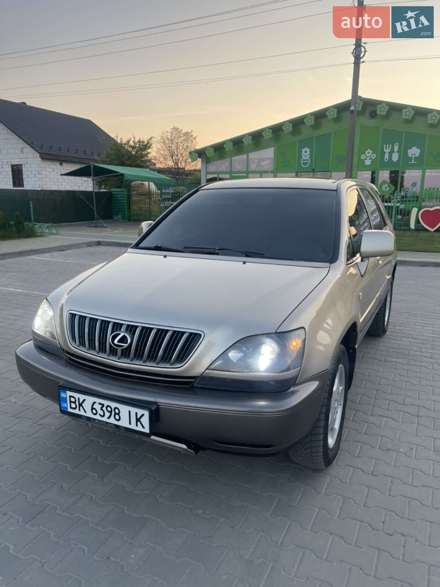LEXUS RX 300 2002