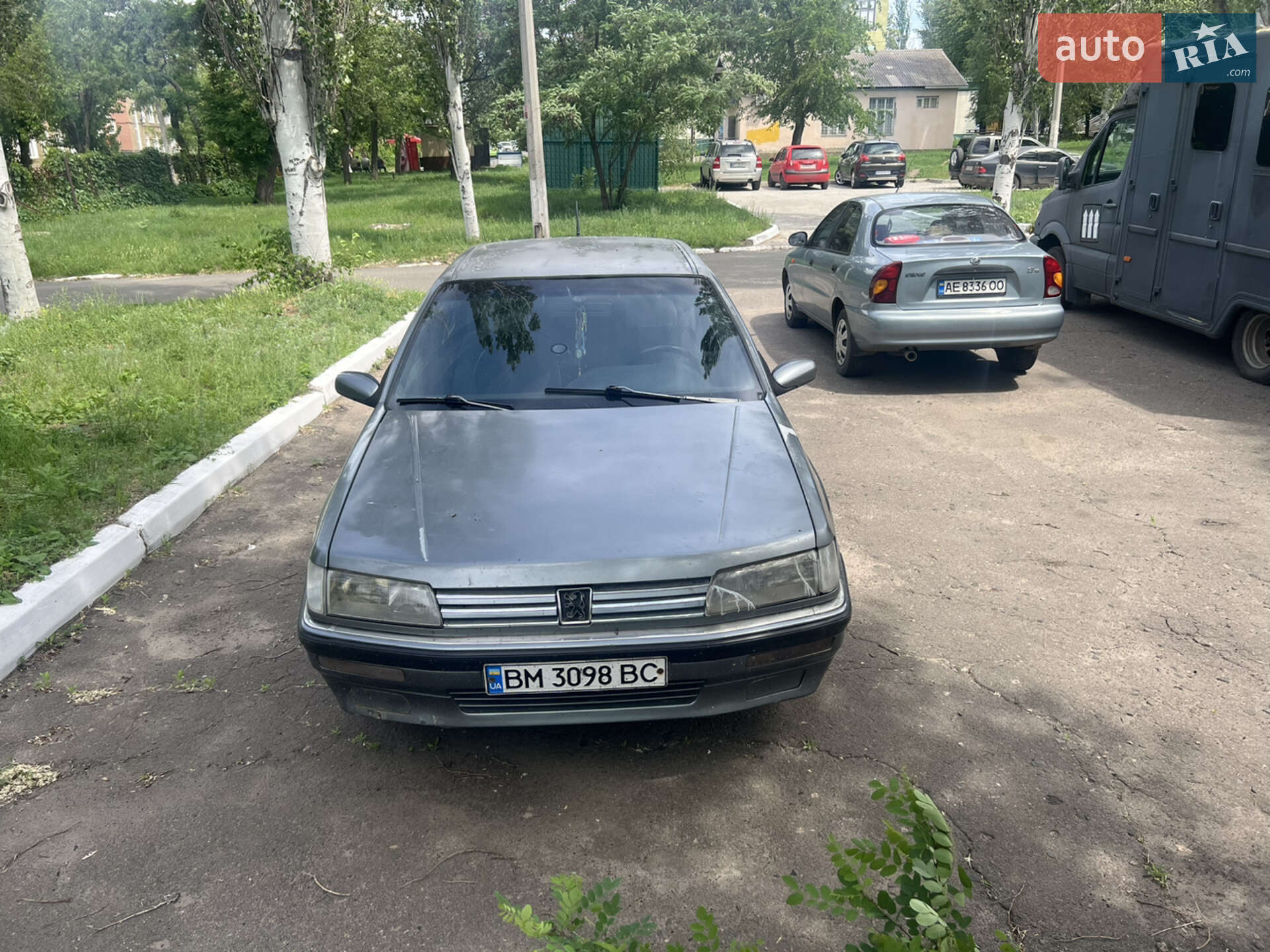 PEUGEOT 605 1990