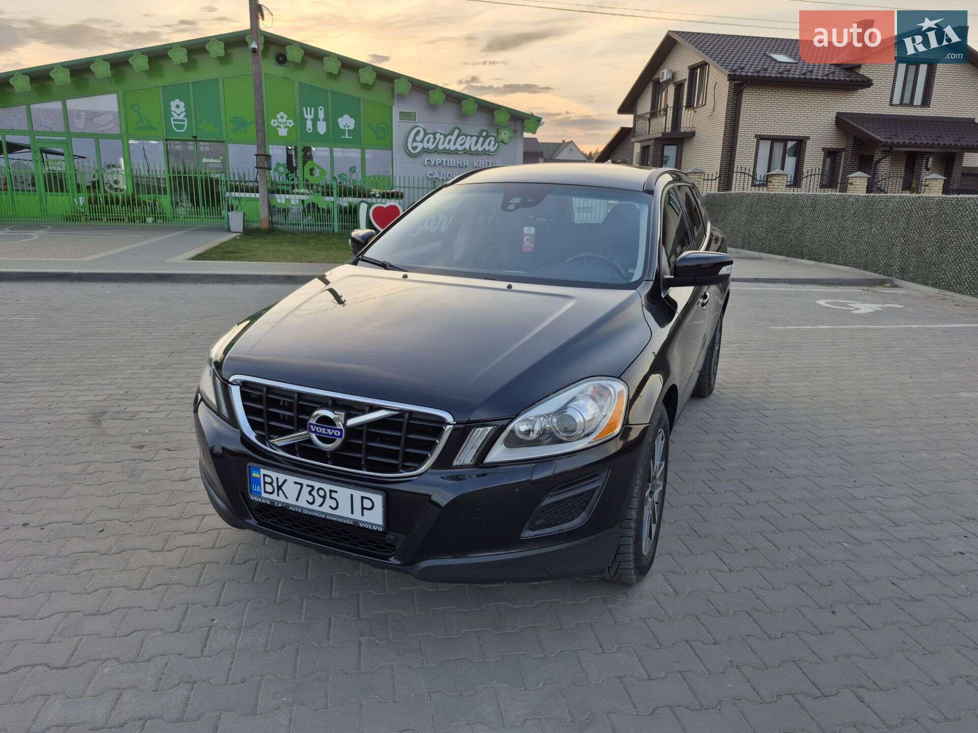 VOLVO XC60 2013