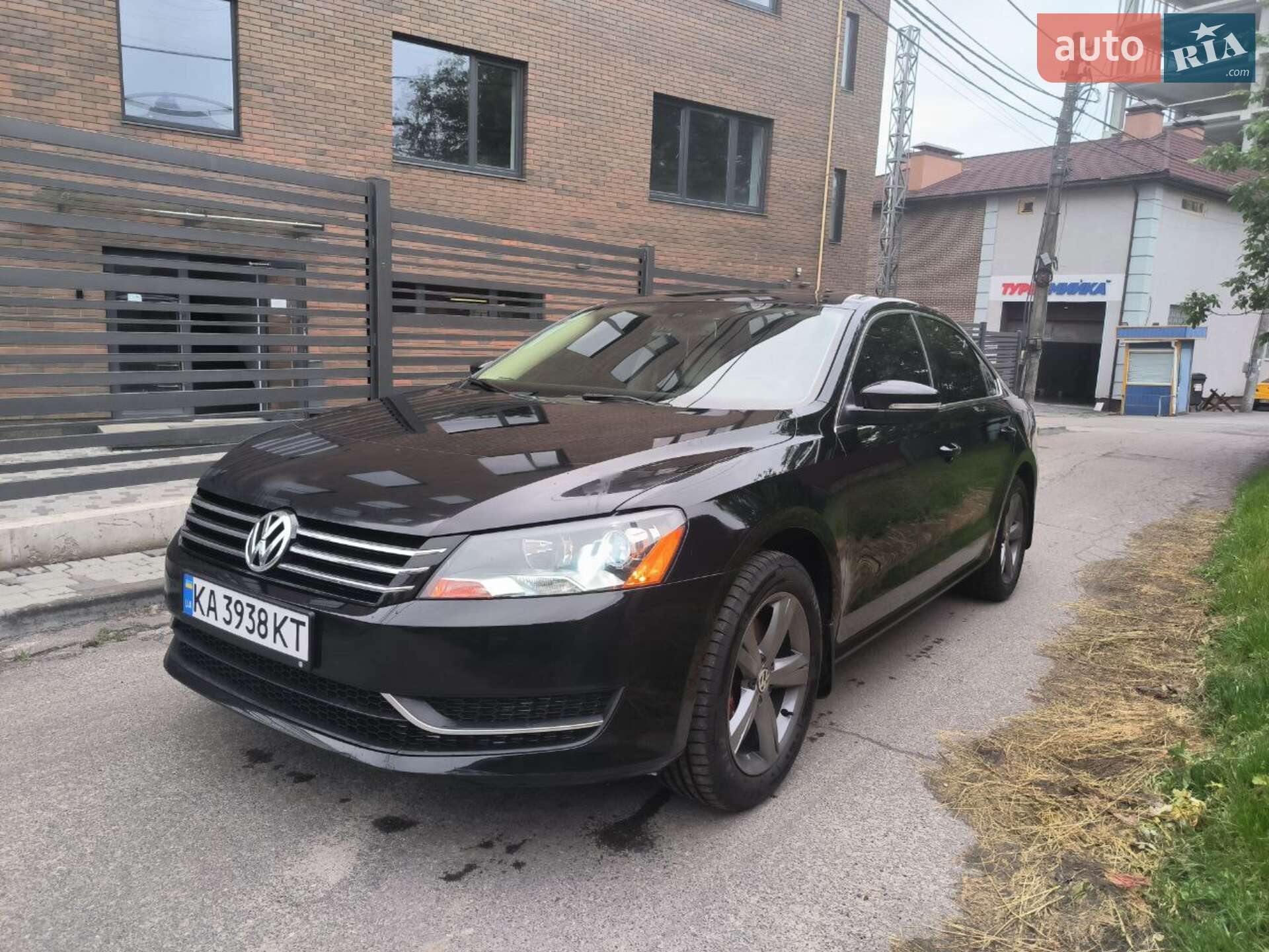 VOLKSWAGEN PASSAT 2012