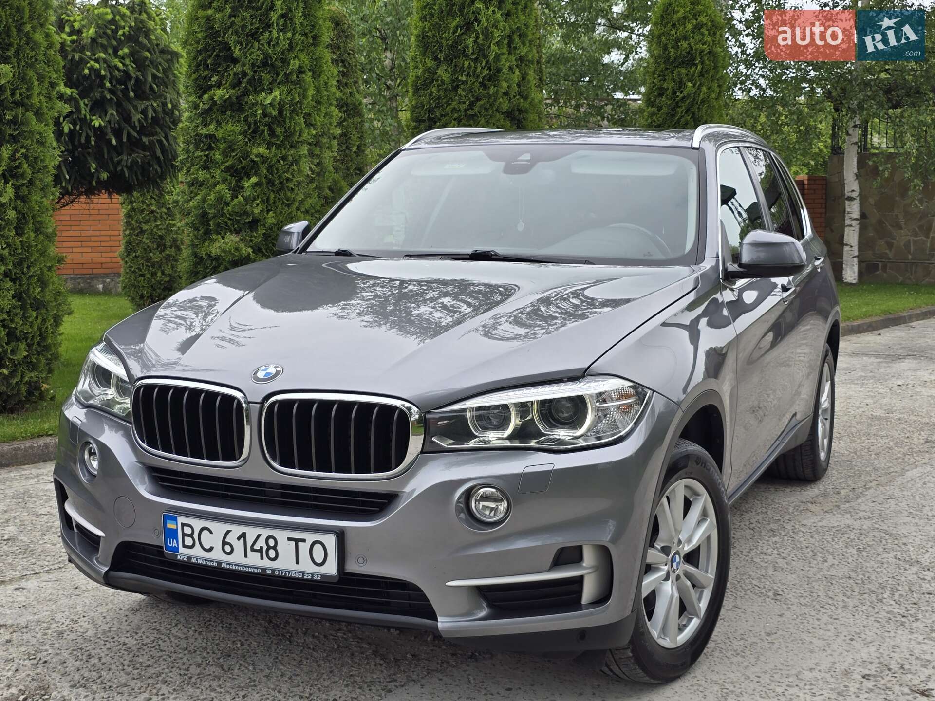 Головне фото звіту автомобіля BMW X5 2017