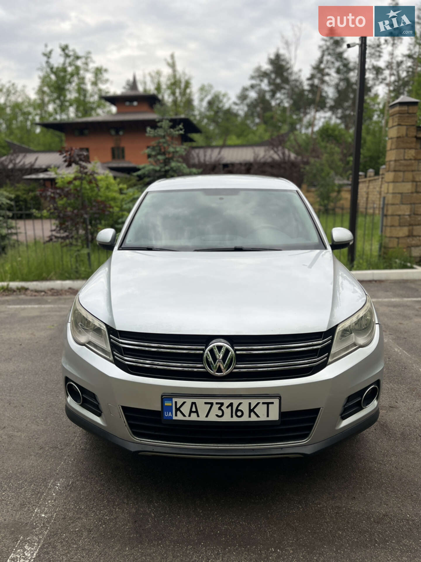 VOLKSWAGEN TIGUAN 2010