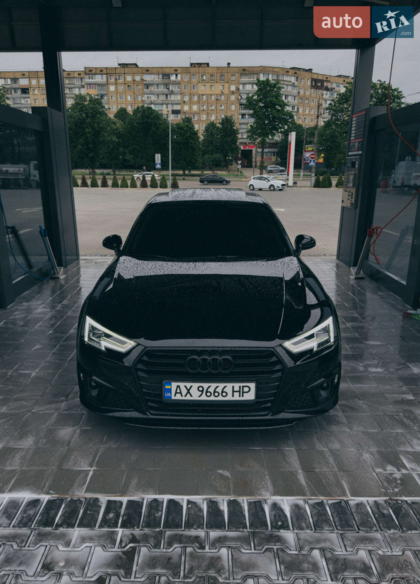 AUDI A4 2018
