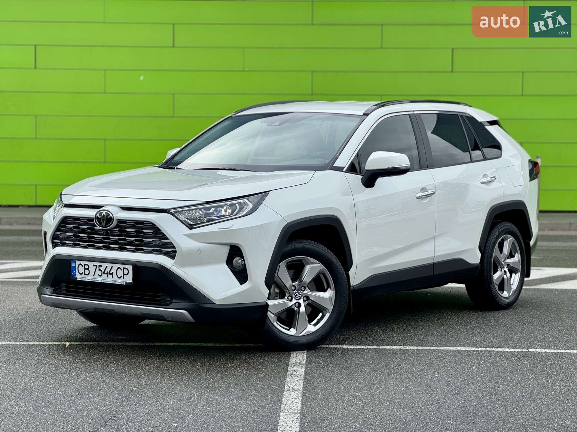 Головне фото звіту автомобіля TOYOTA RAV4 2020