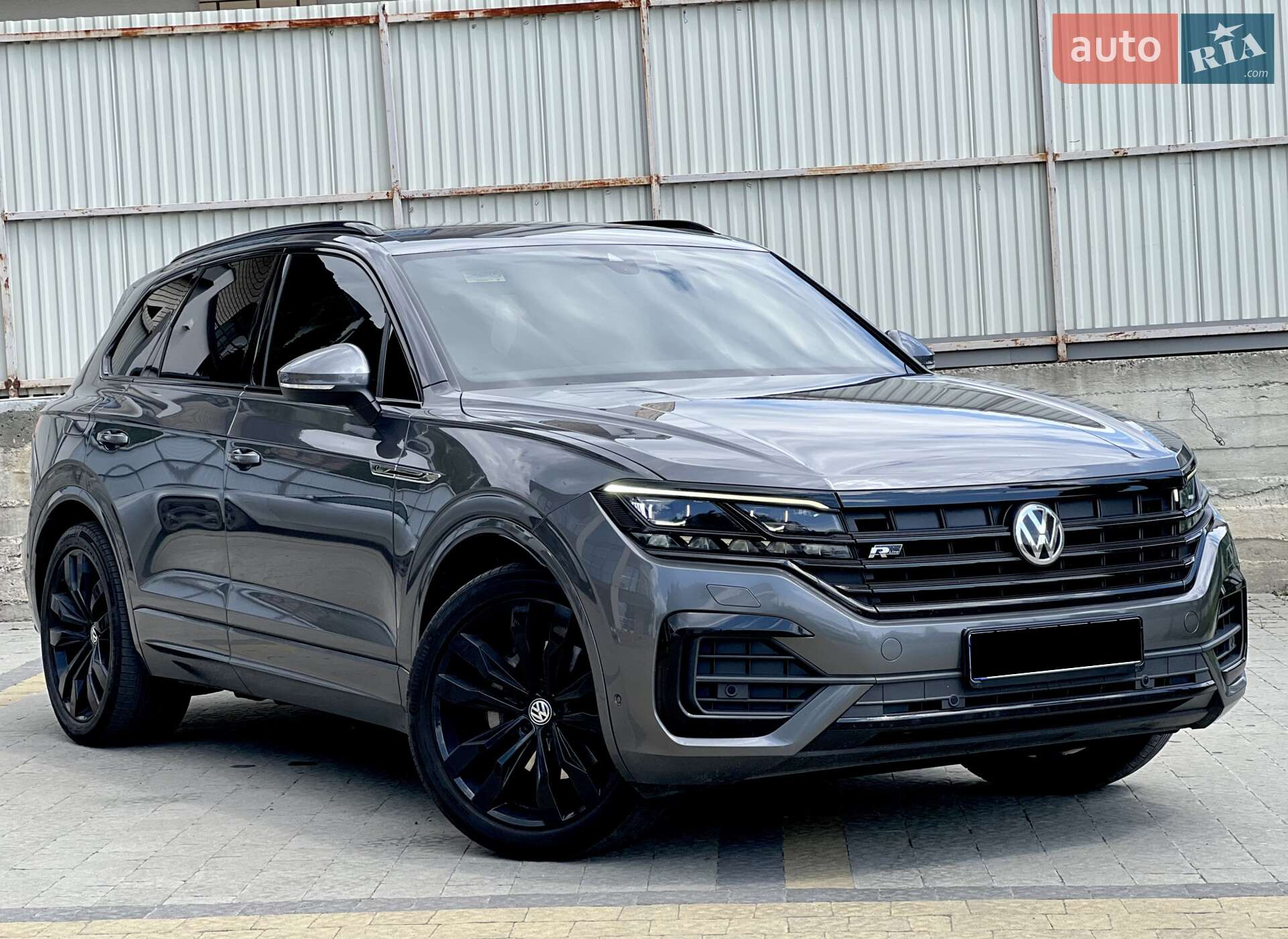 VOLKSWAGEN TOUAREG 2019