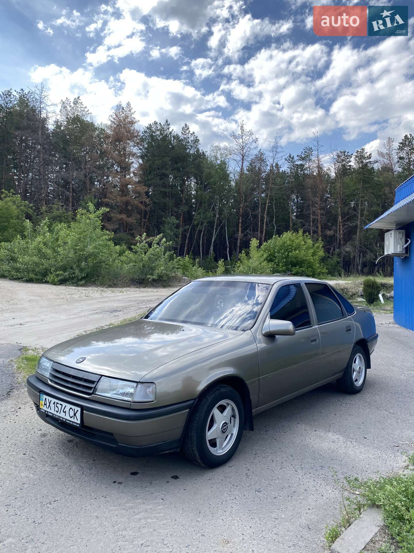 OPEL VECTRA 1989