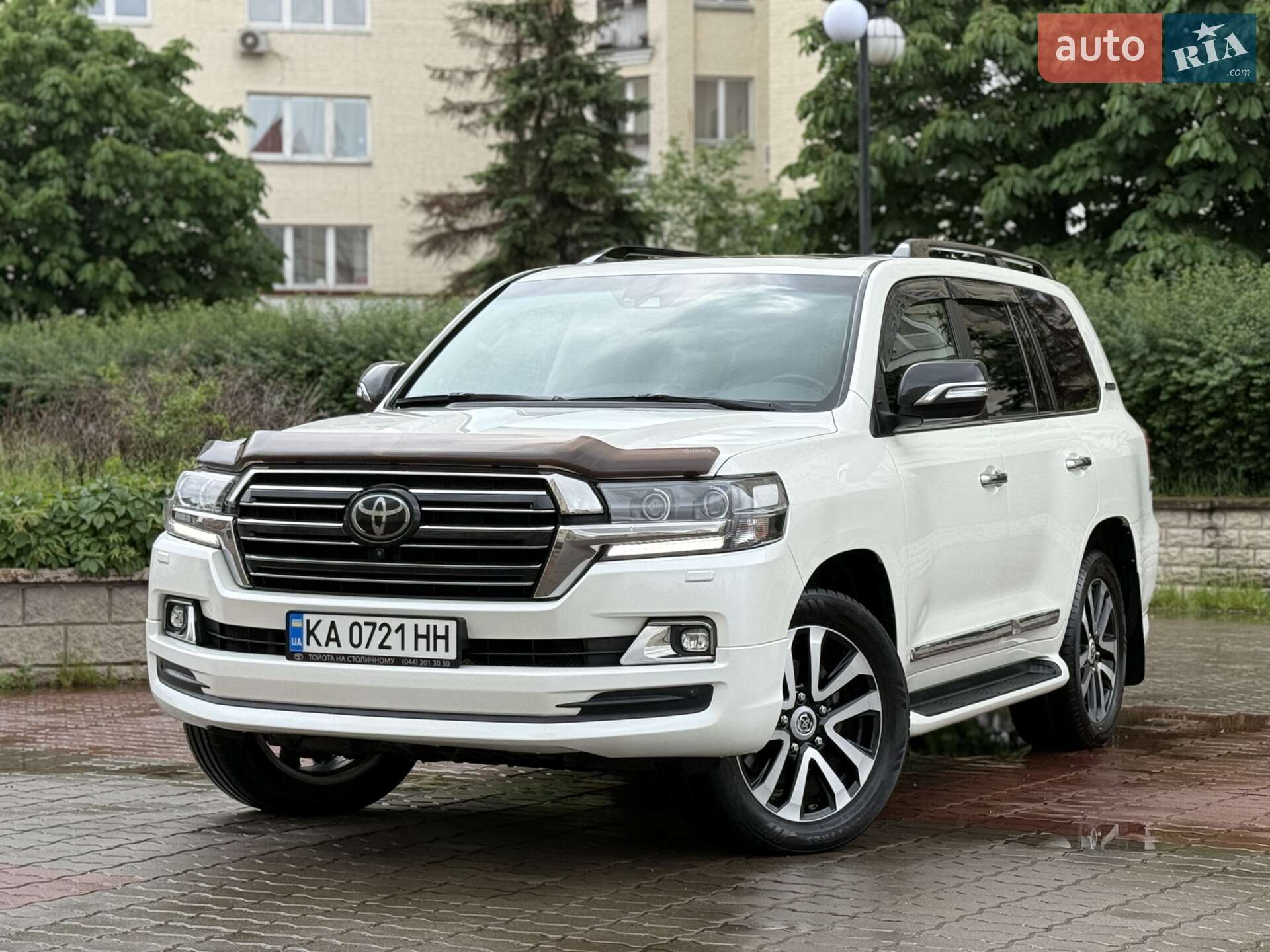 TOYOTA LAND CRUISER 200 2018