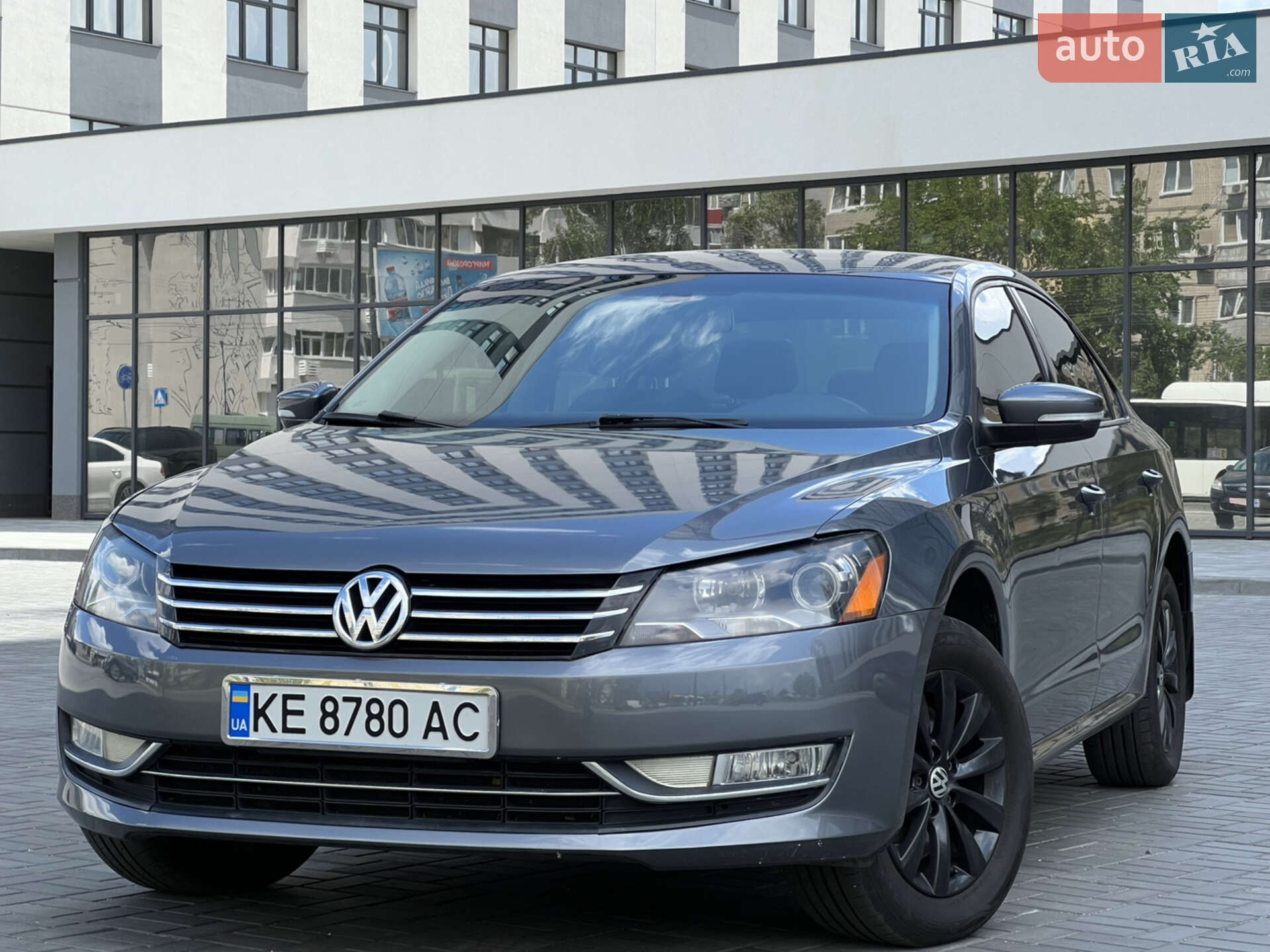 VOLKSWAGEN PASSAT 2014