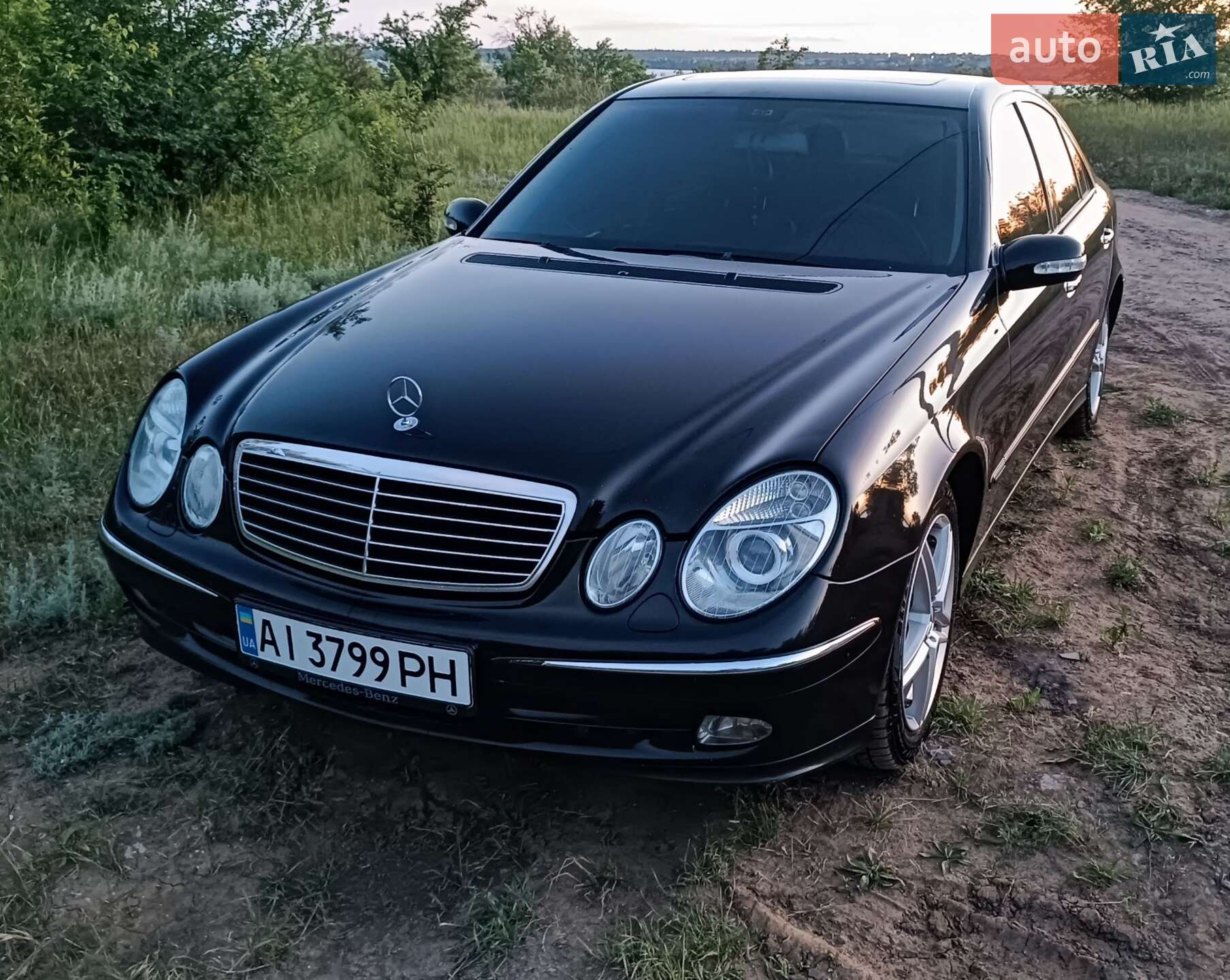 MERCEDES-BENZ E 200 2002