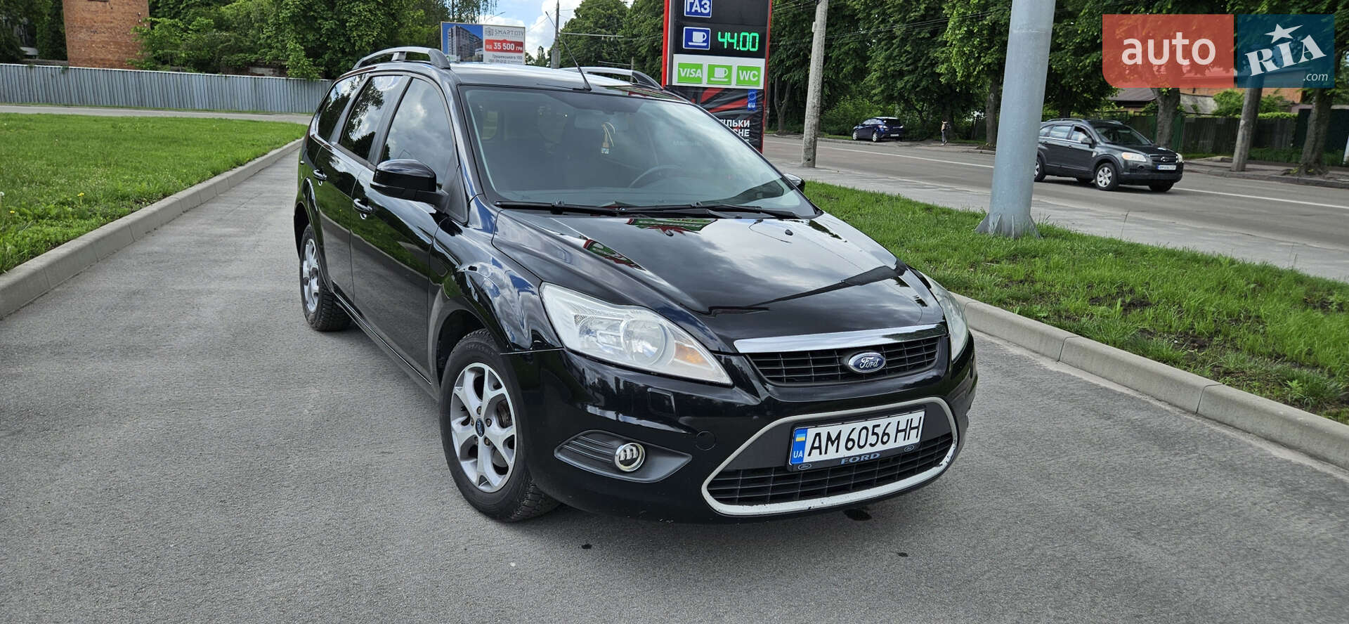 Головне фото звіту автомобіля FORD FOCUS 2010