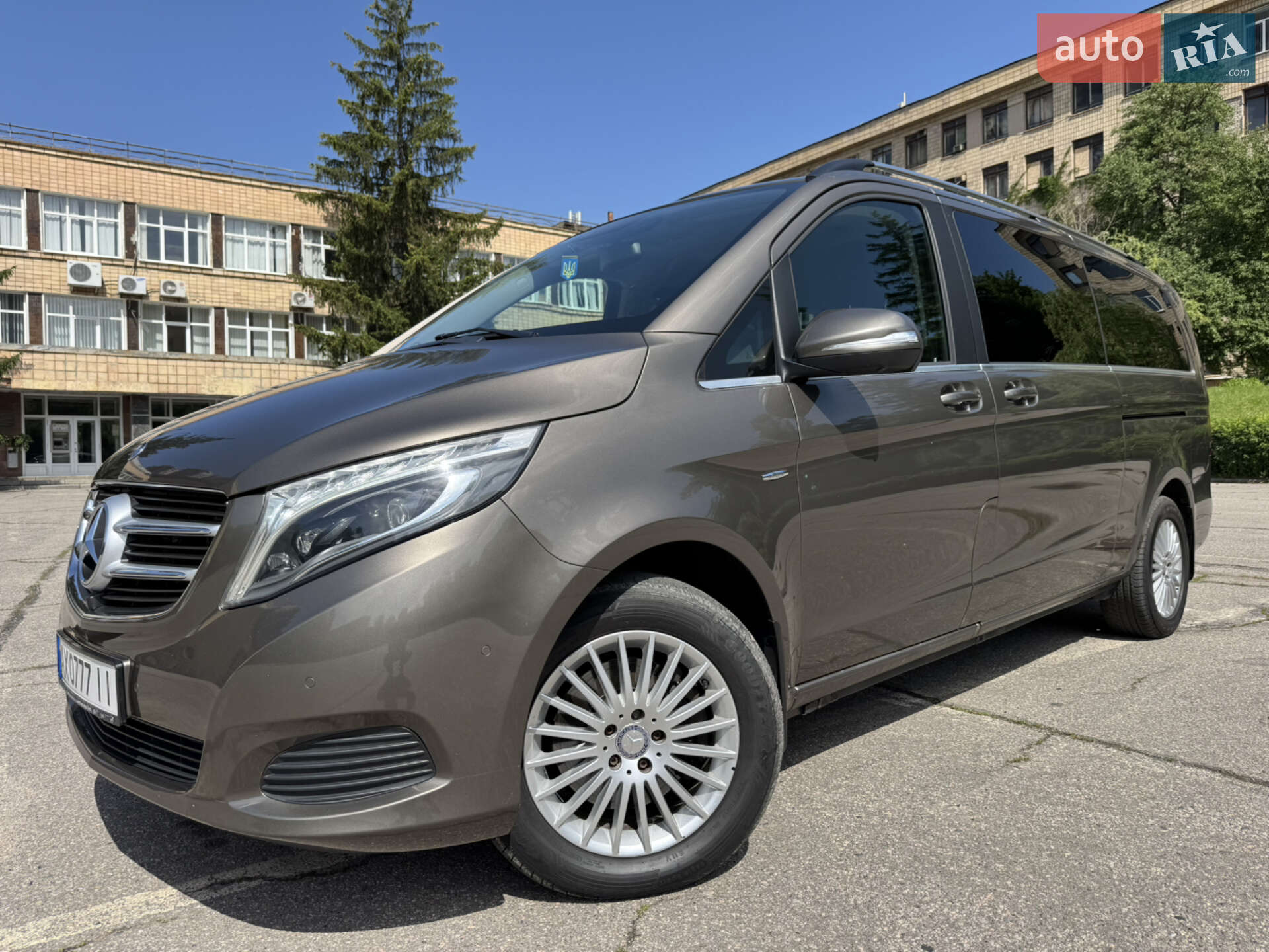 MERCEDES-BENZ V 250 2015