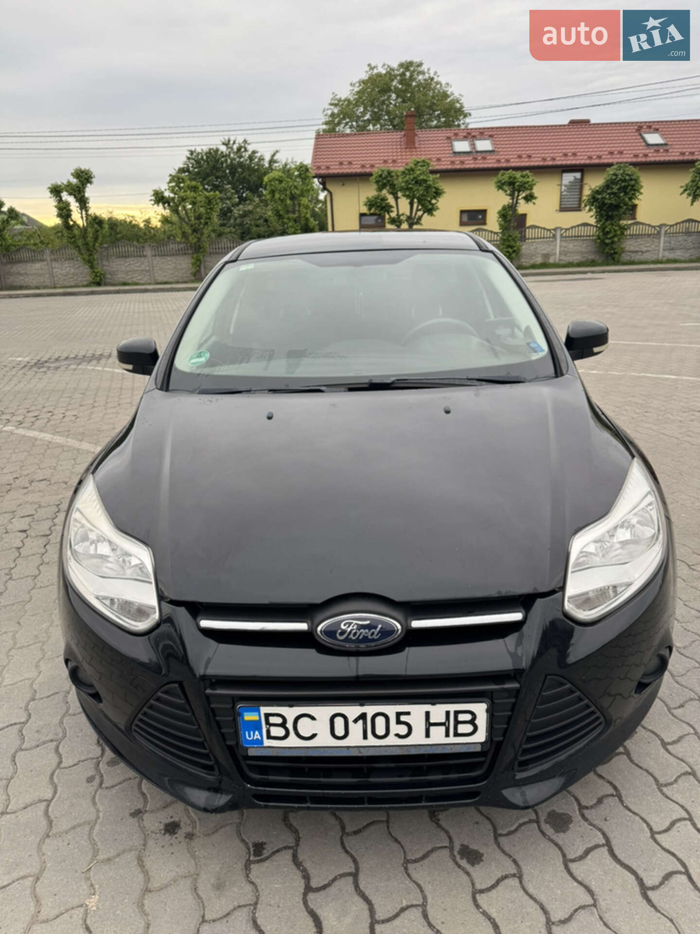 Головне фото звіту автомобіля FORD FOCUS 2011