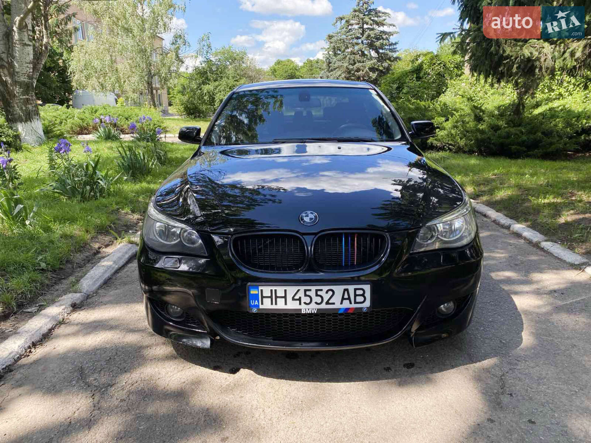 Головне фото звіту автомобіля BMW 523I 2005