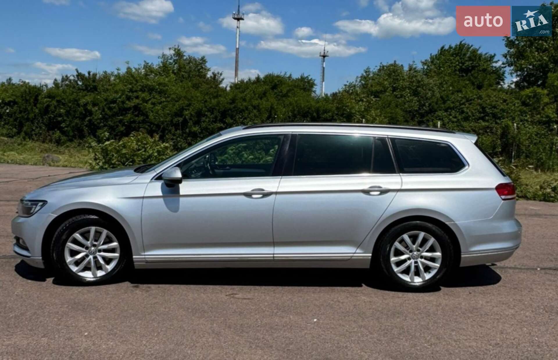 VOLKSWAGEN PASSAT 2014
