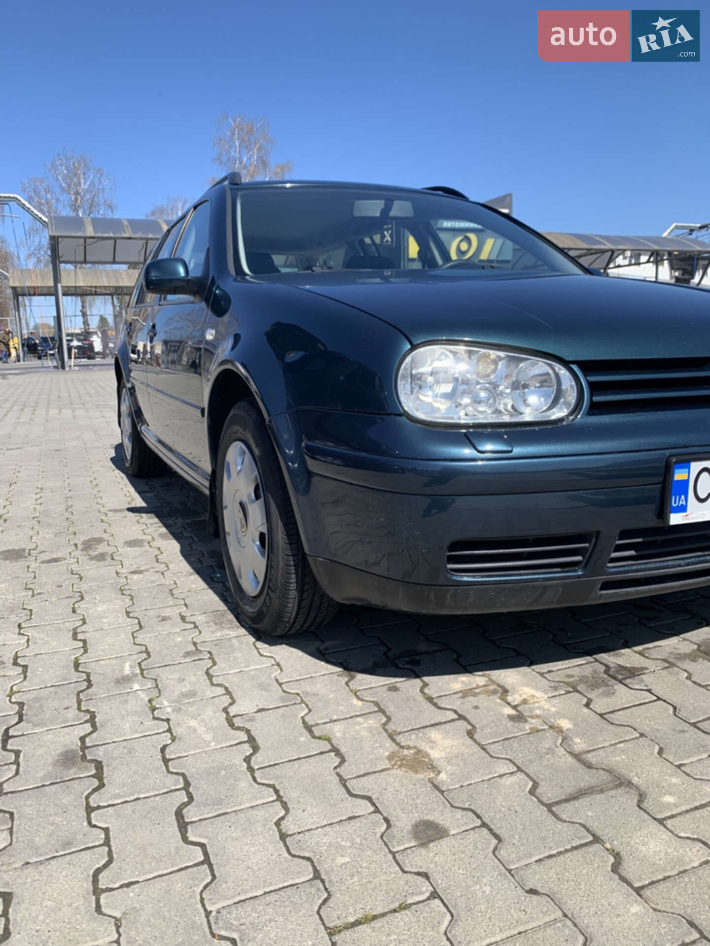 VOLKSWAGEN GOLF 2004