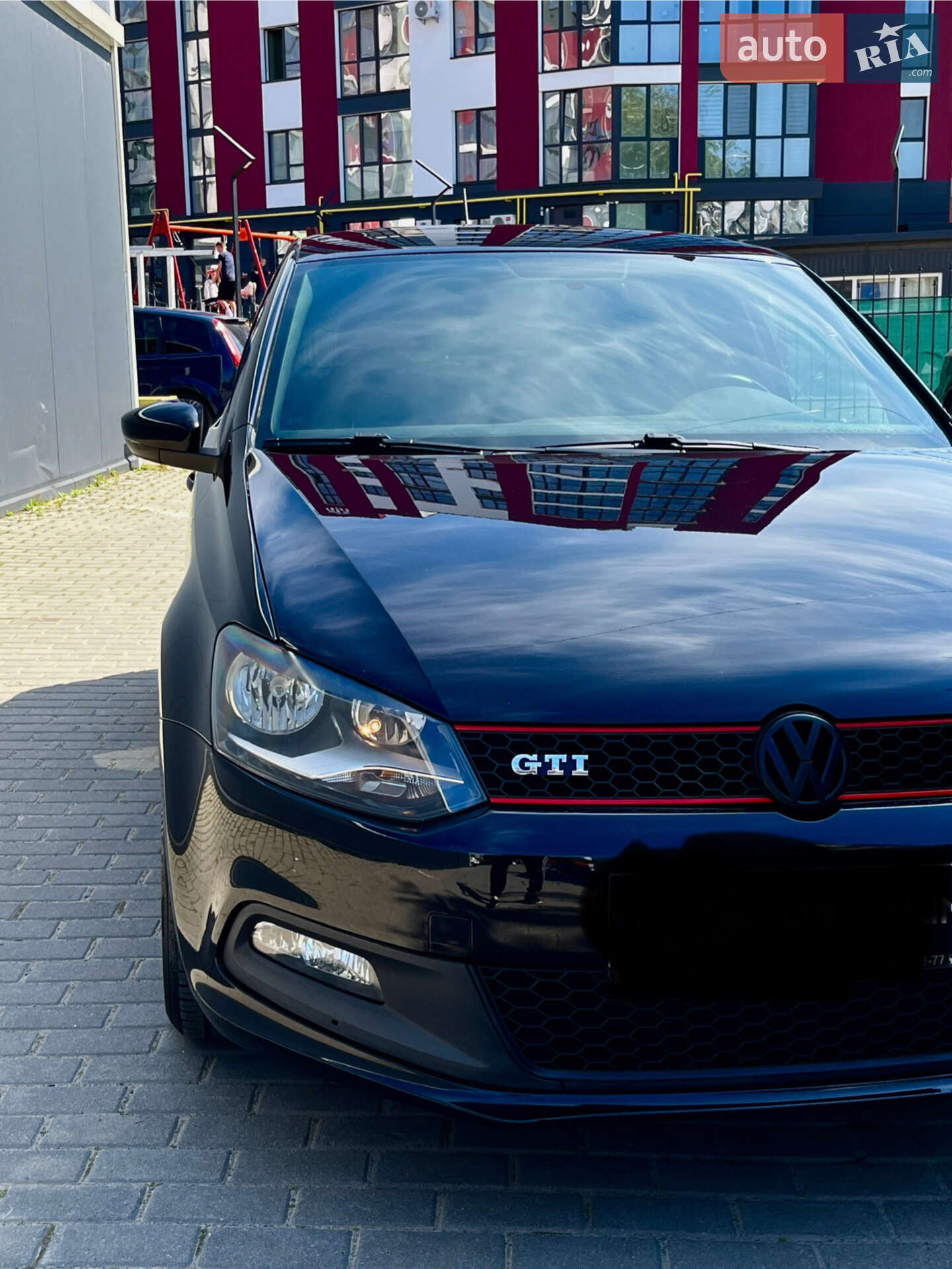 VOLKSWAGEN POLO 2011