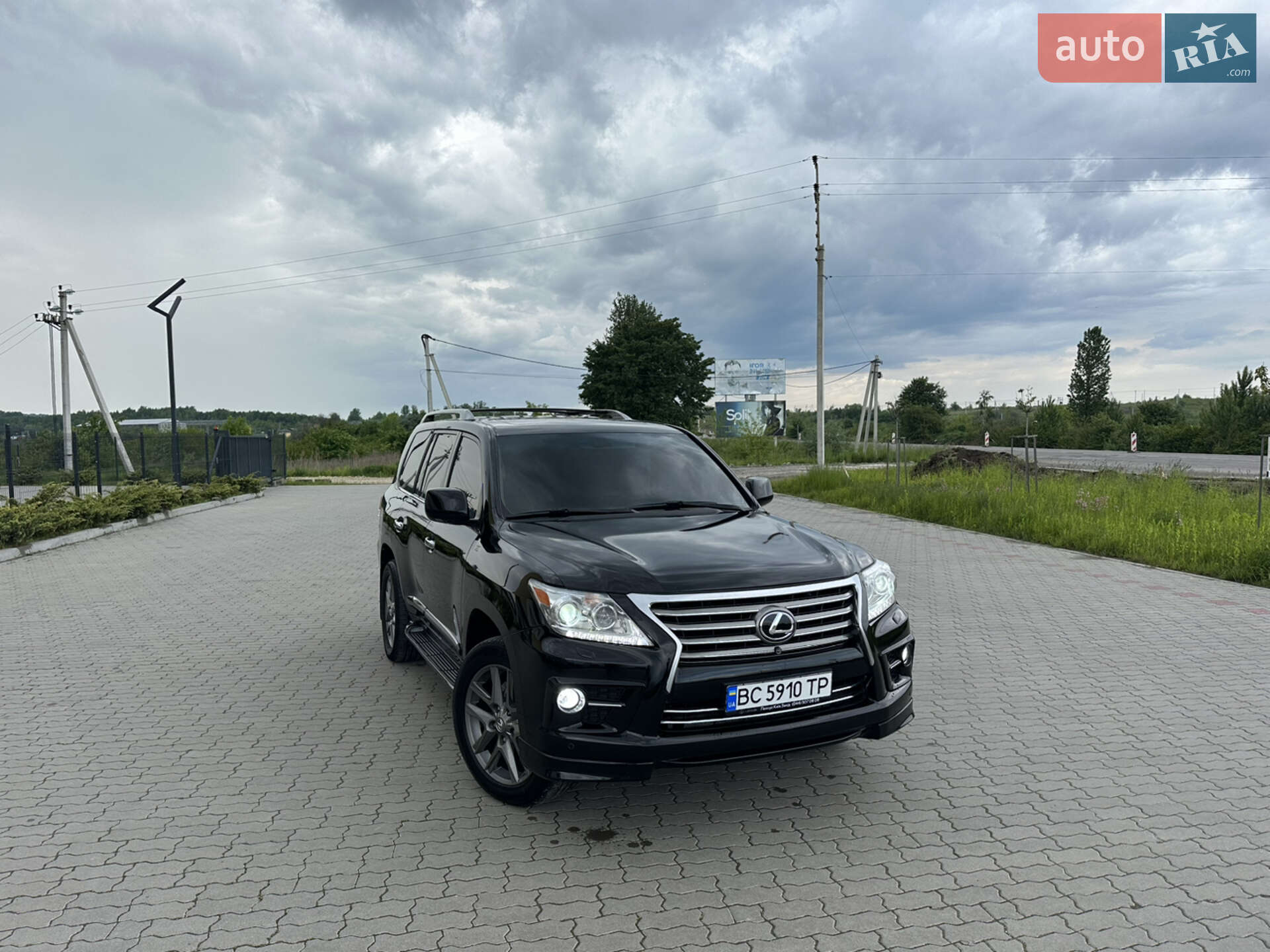 Головне фото звіту автомобіля LEXUS LX 570 2008