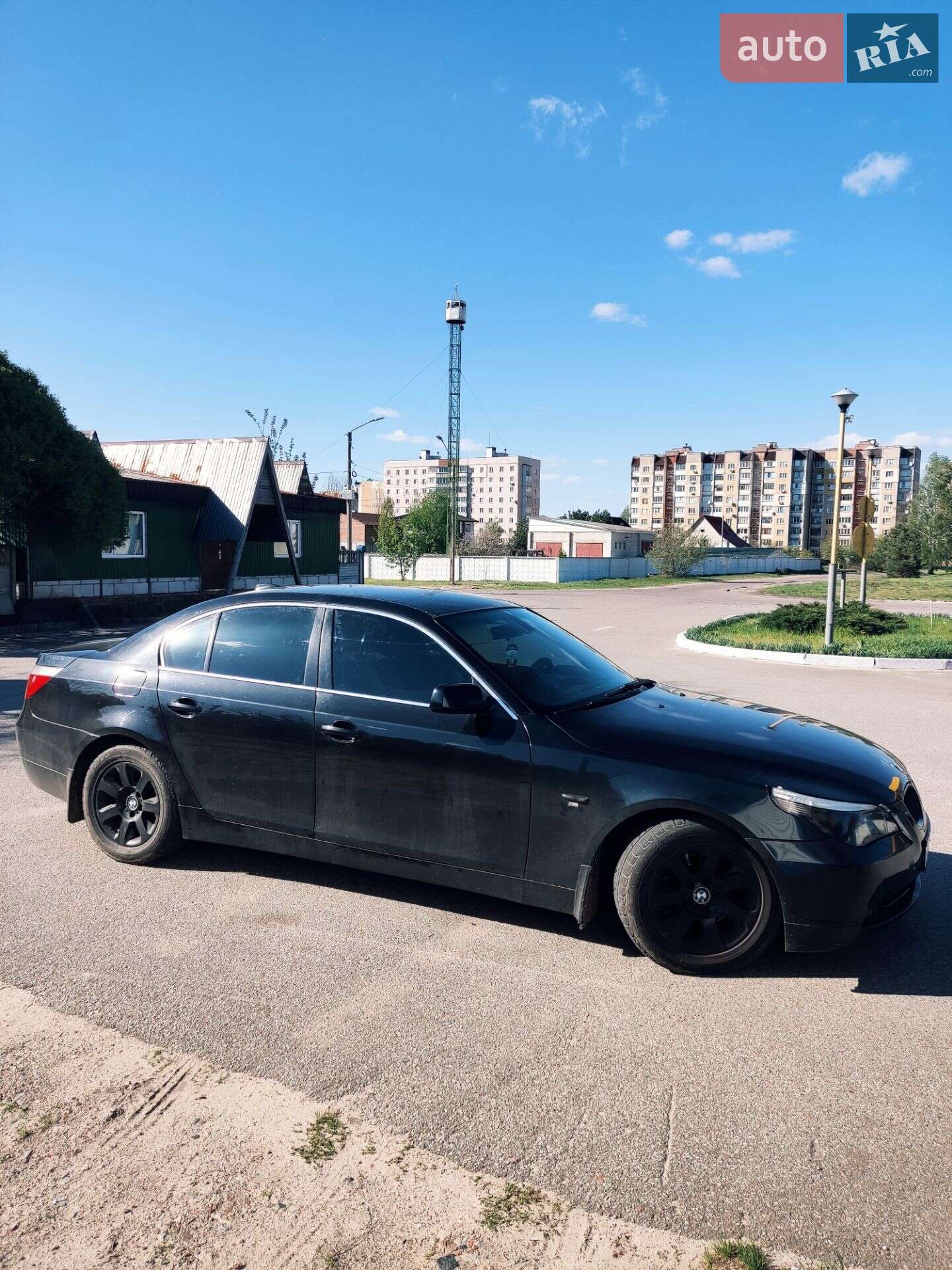 Головне фото звіту автомобіля BMW 520I 2004