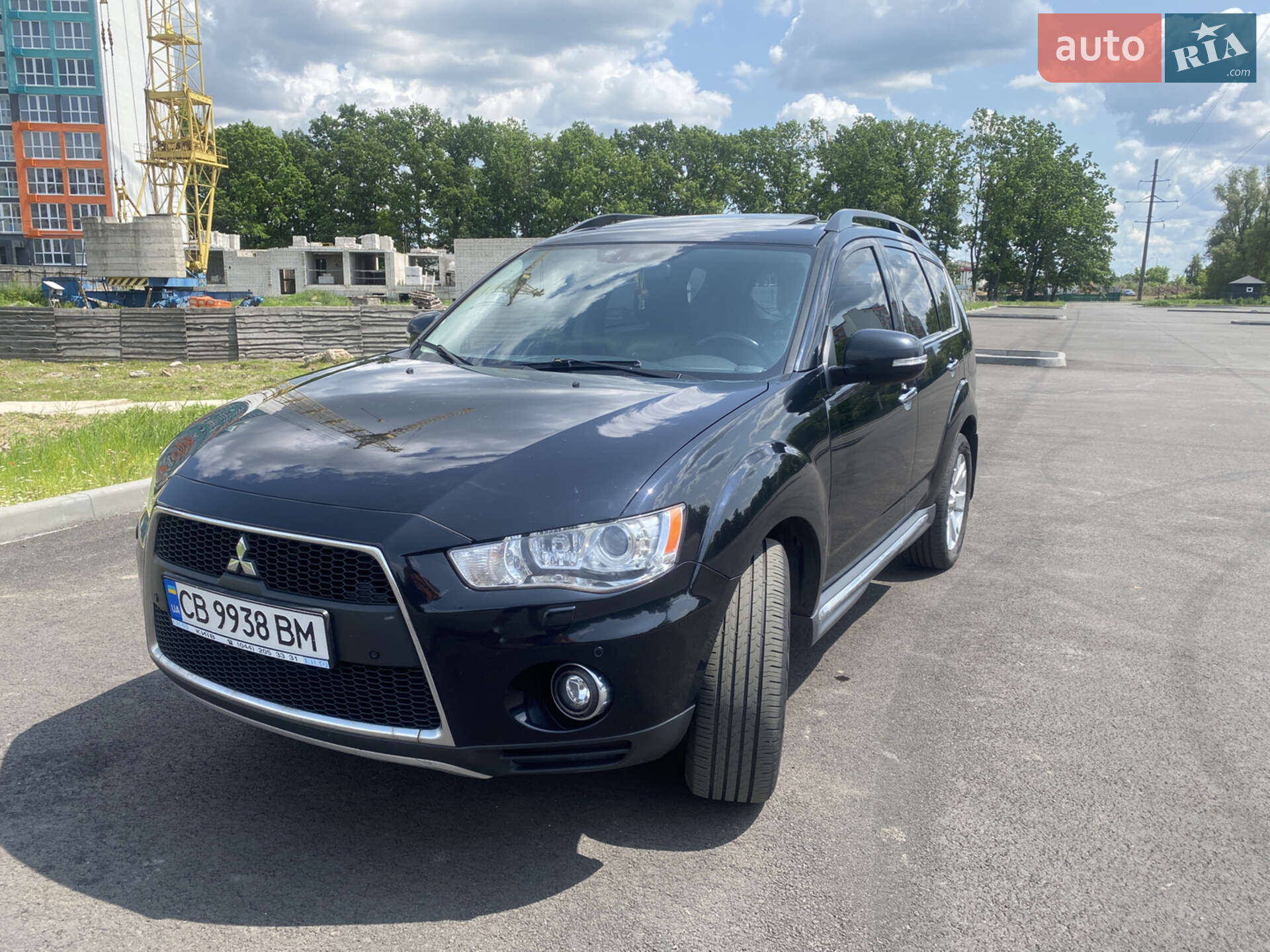 MITSUBISHI OUTLANDER 2011