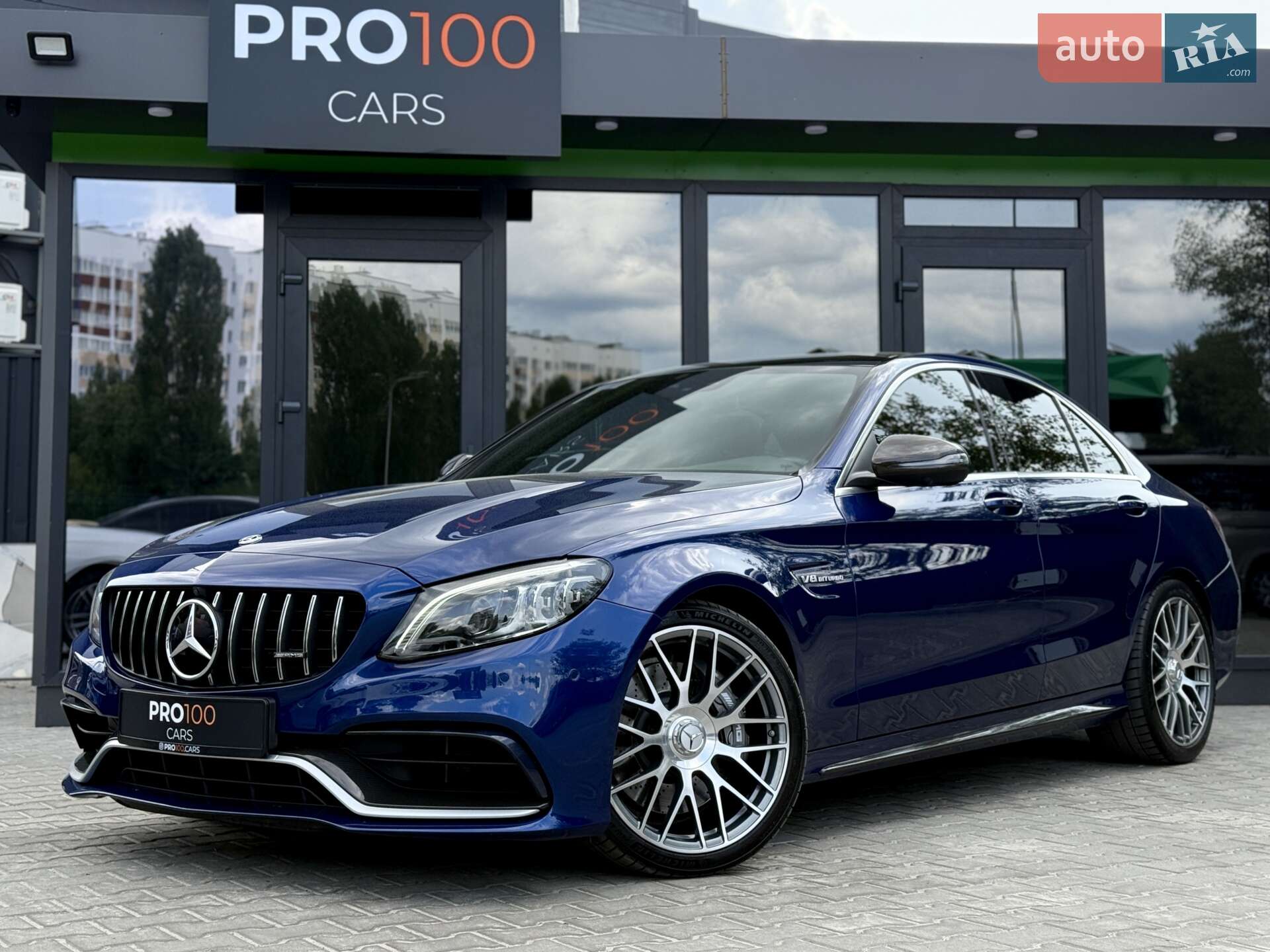 MERCEDES-BENZ C 63