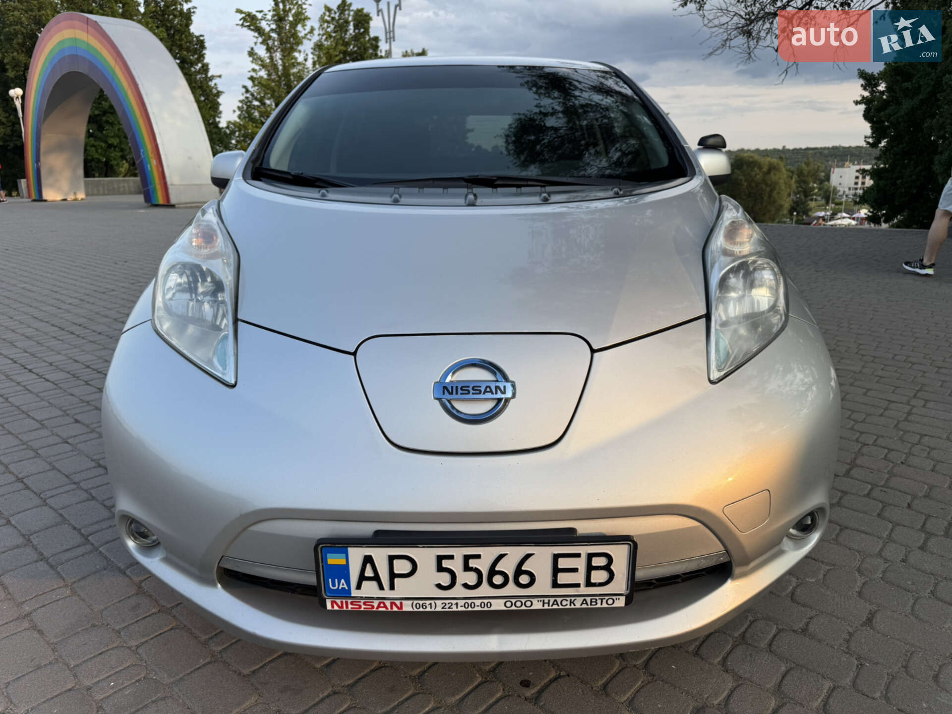 NISSAN LEAF 2016